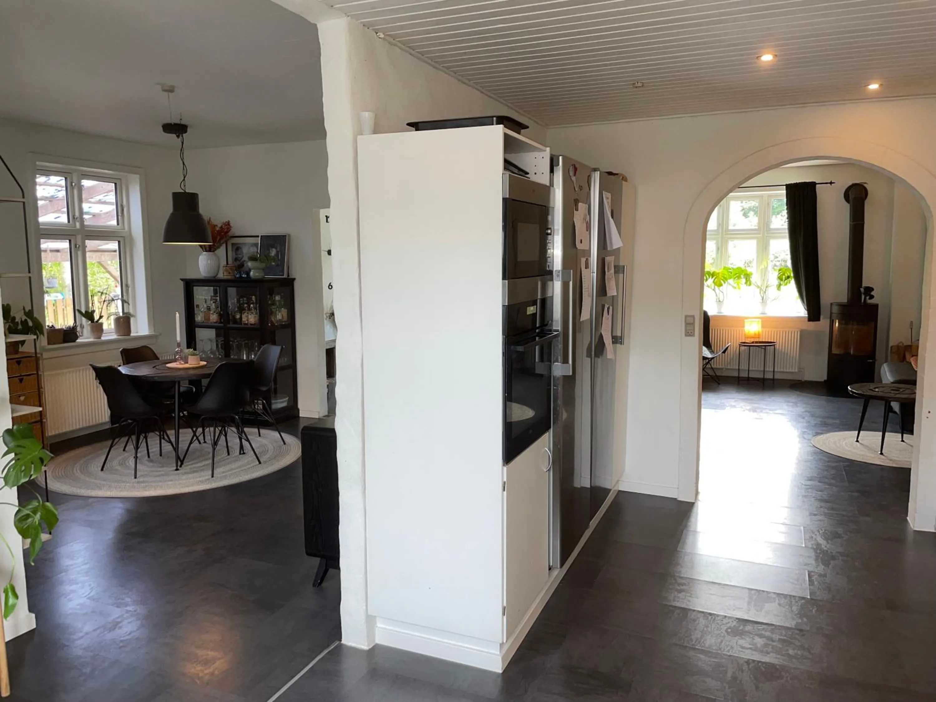 Dining area in Hestkær Family Rooms