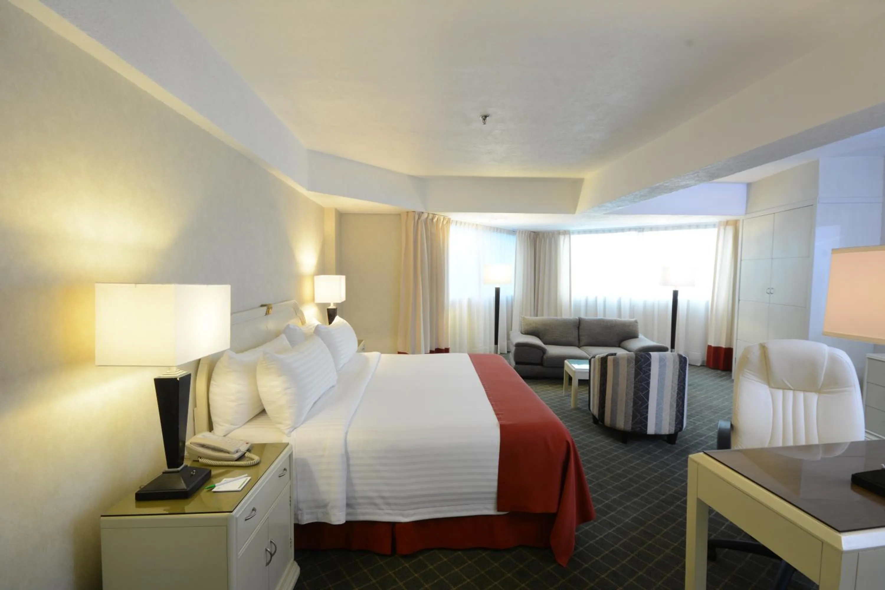 Photo of the whole room, Bed in Mision Pachuca