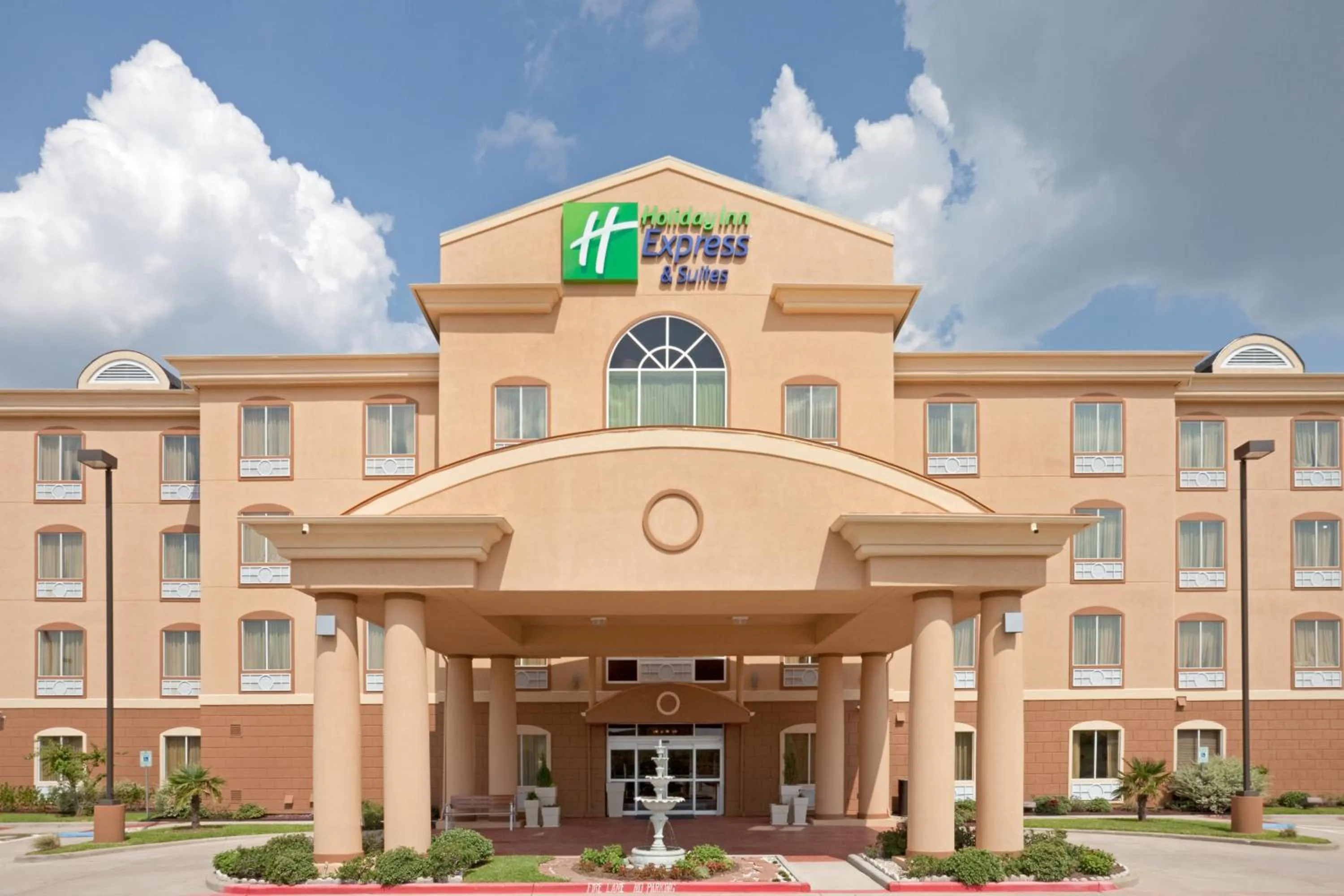 Property building in Holiday Inn Express Hotel & Suites Terrell by IHG