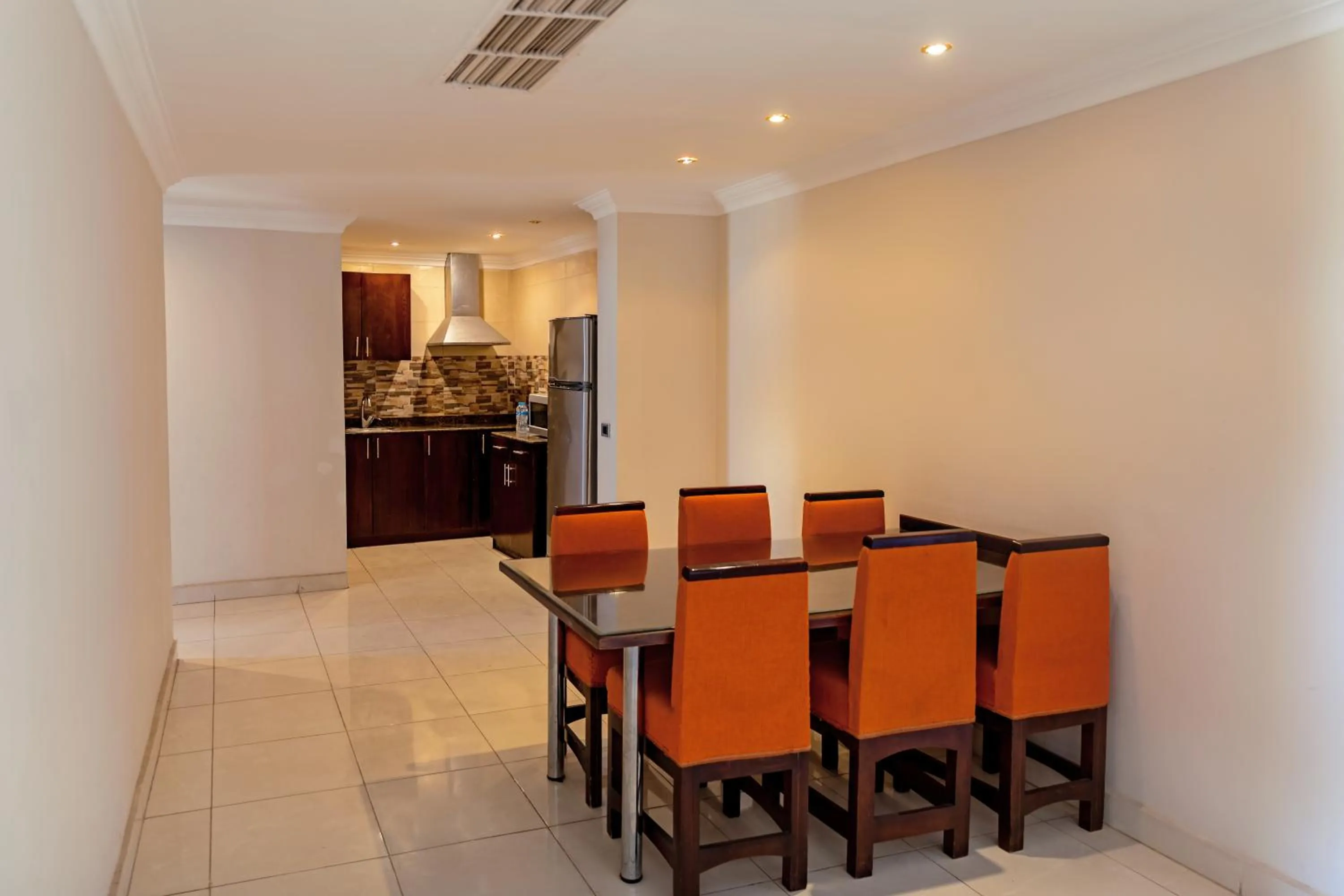 Dining area in Sunny Days Mirette Family Resort