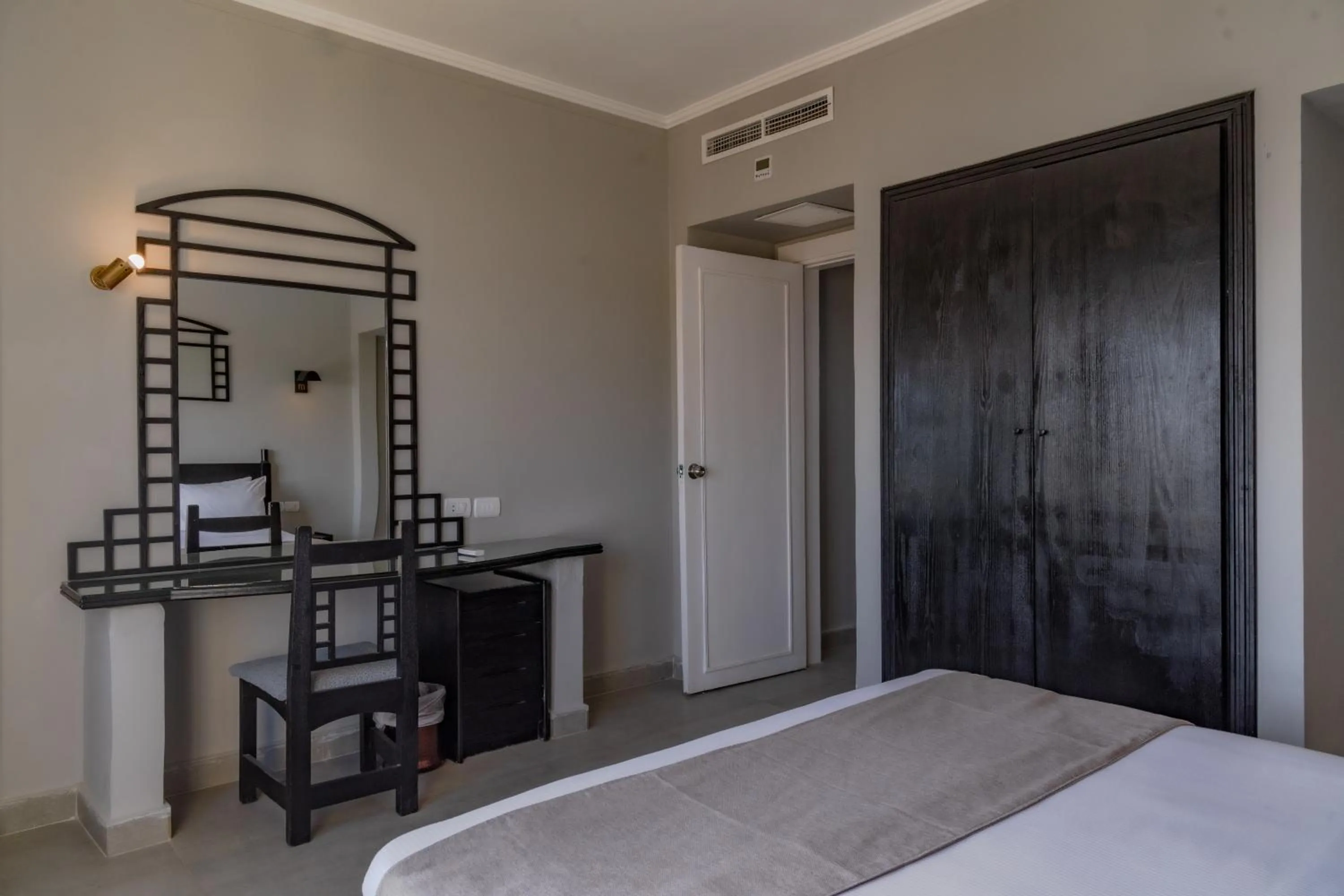 Bedroom, Bed in Sunny Days Mirette Family Resort