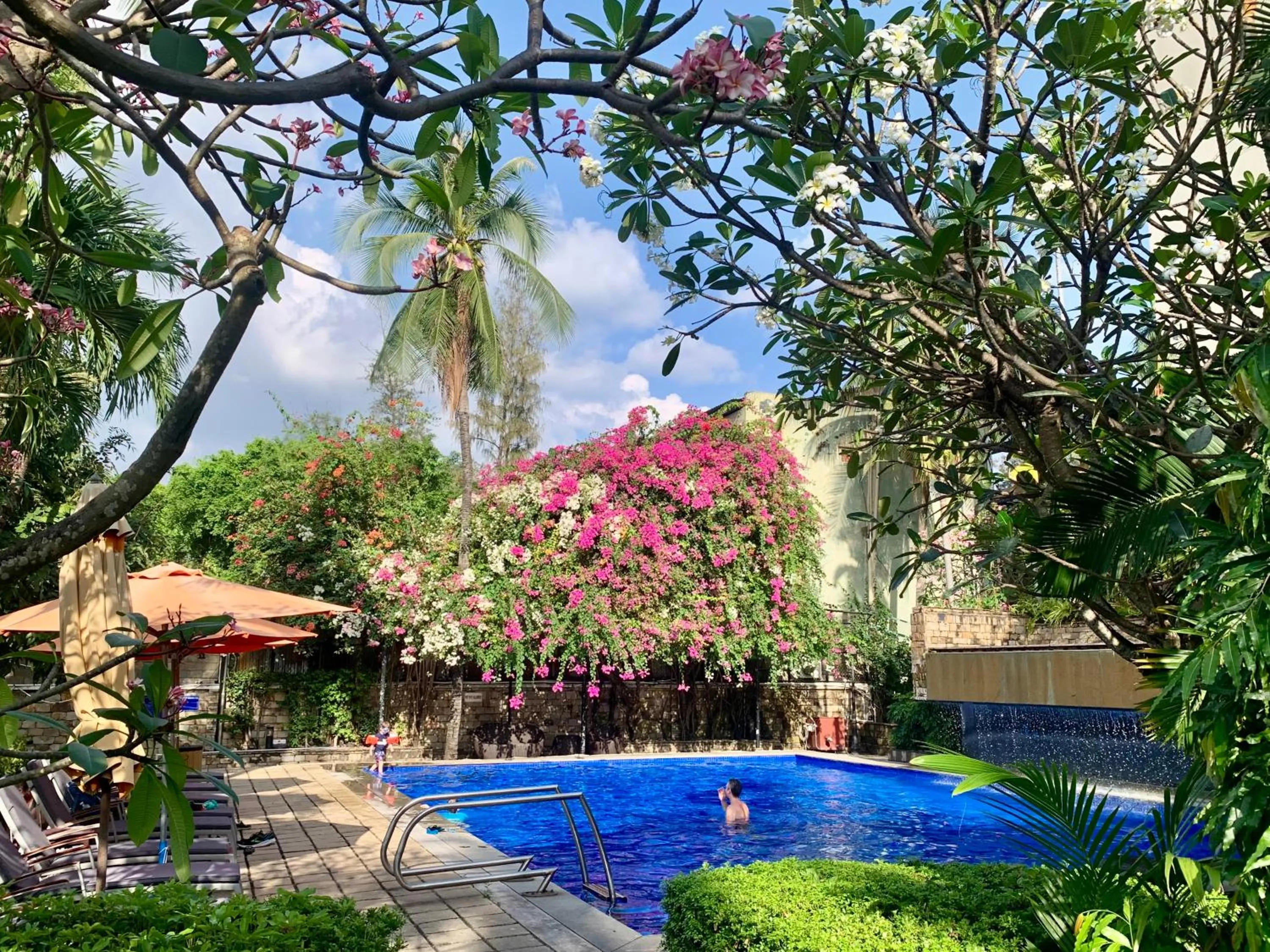 Swimming pool in Saigon Domaine Luxury Residences
