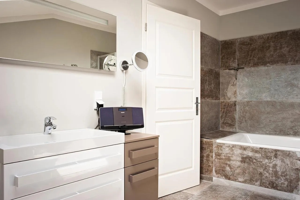 Bathroom in Herrenhaus Gut Neuruppersdorf