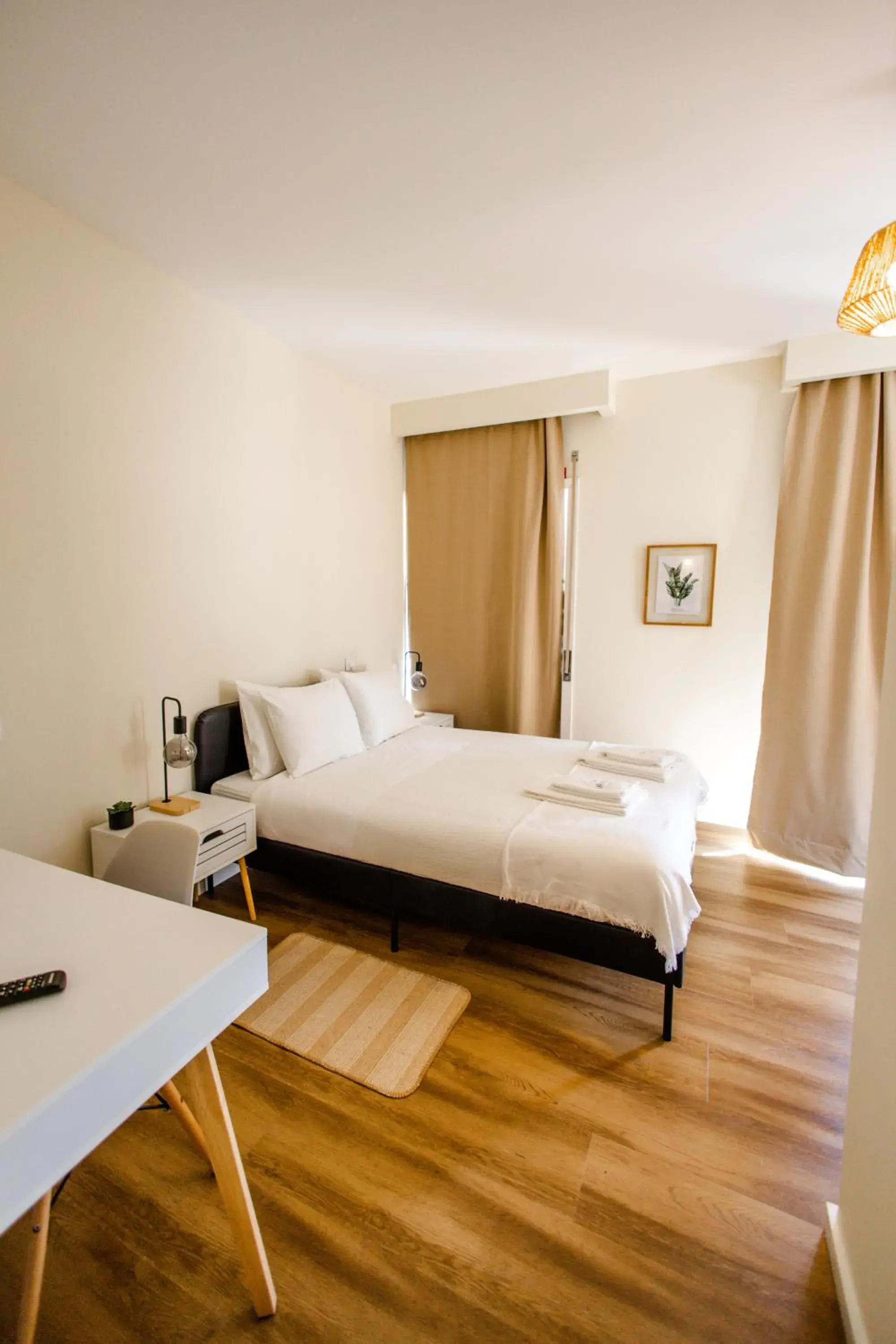 Double Room with Private Bathroom - single occupancy in Green Coast Surf House Double Room with Private Bathroom - single occupancy in Green Coast Surf House