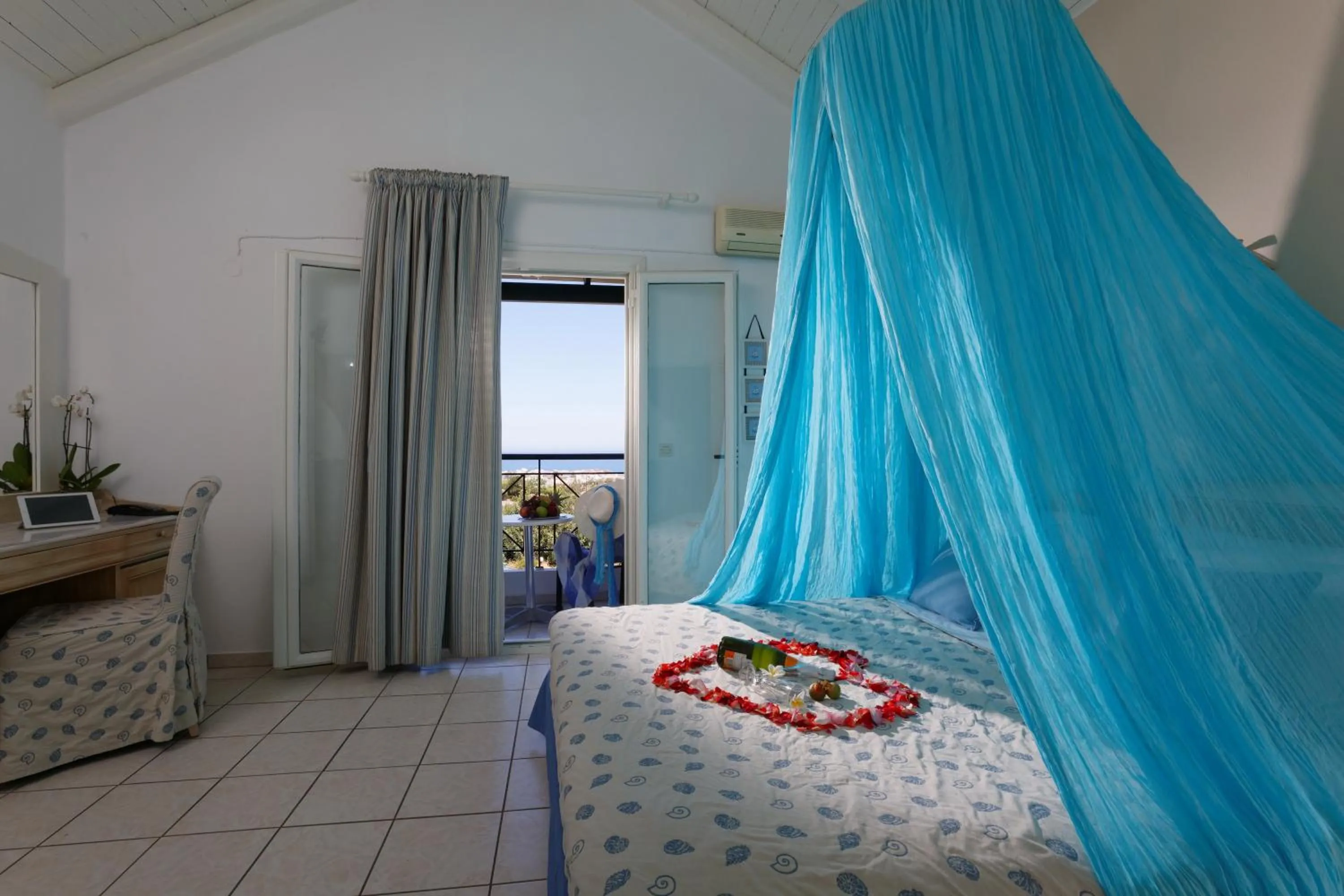 Bed in Piskopiano Village