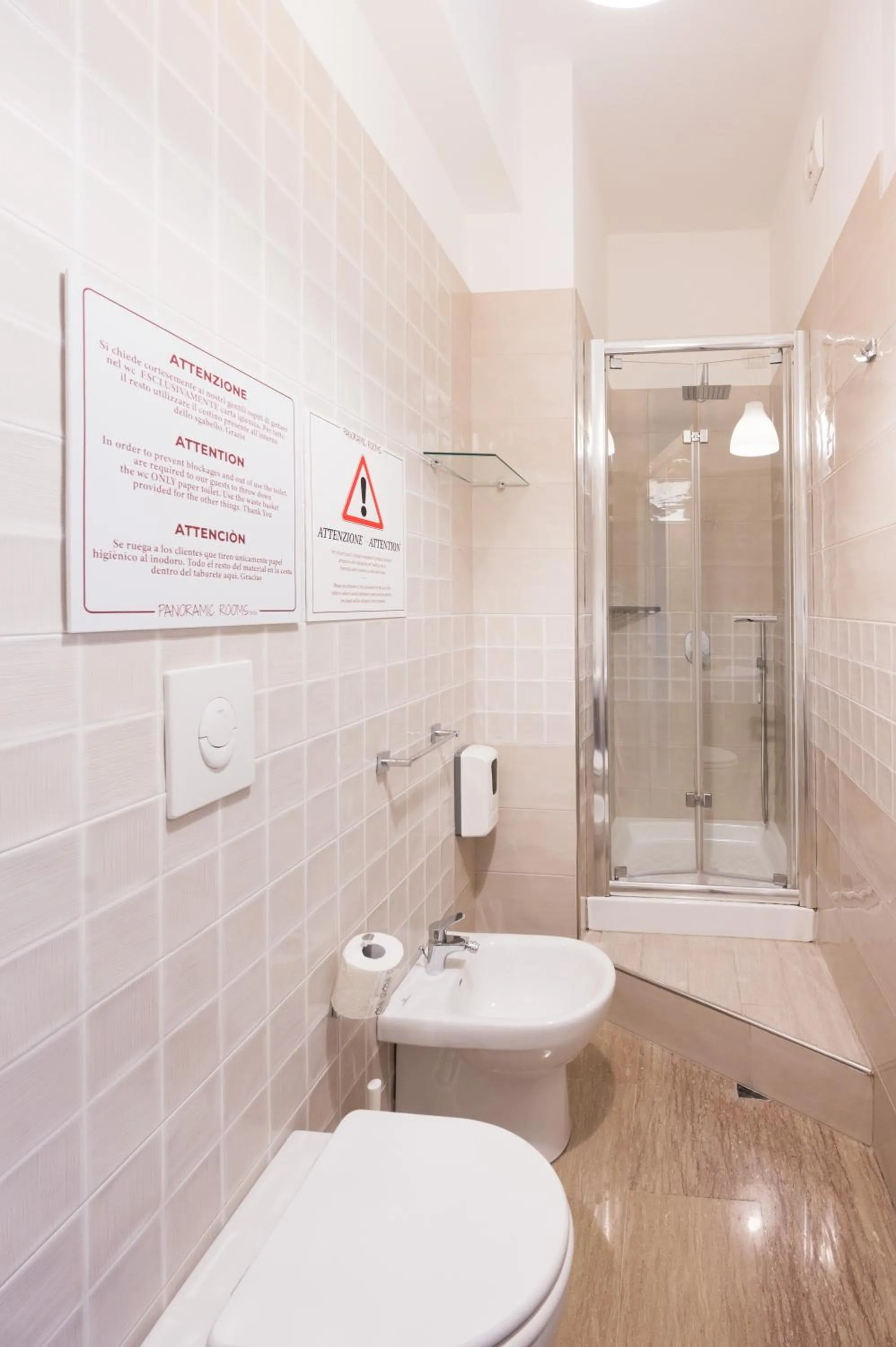 Bathroom in Panoramic Rooms Salerno