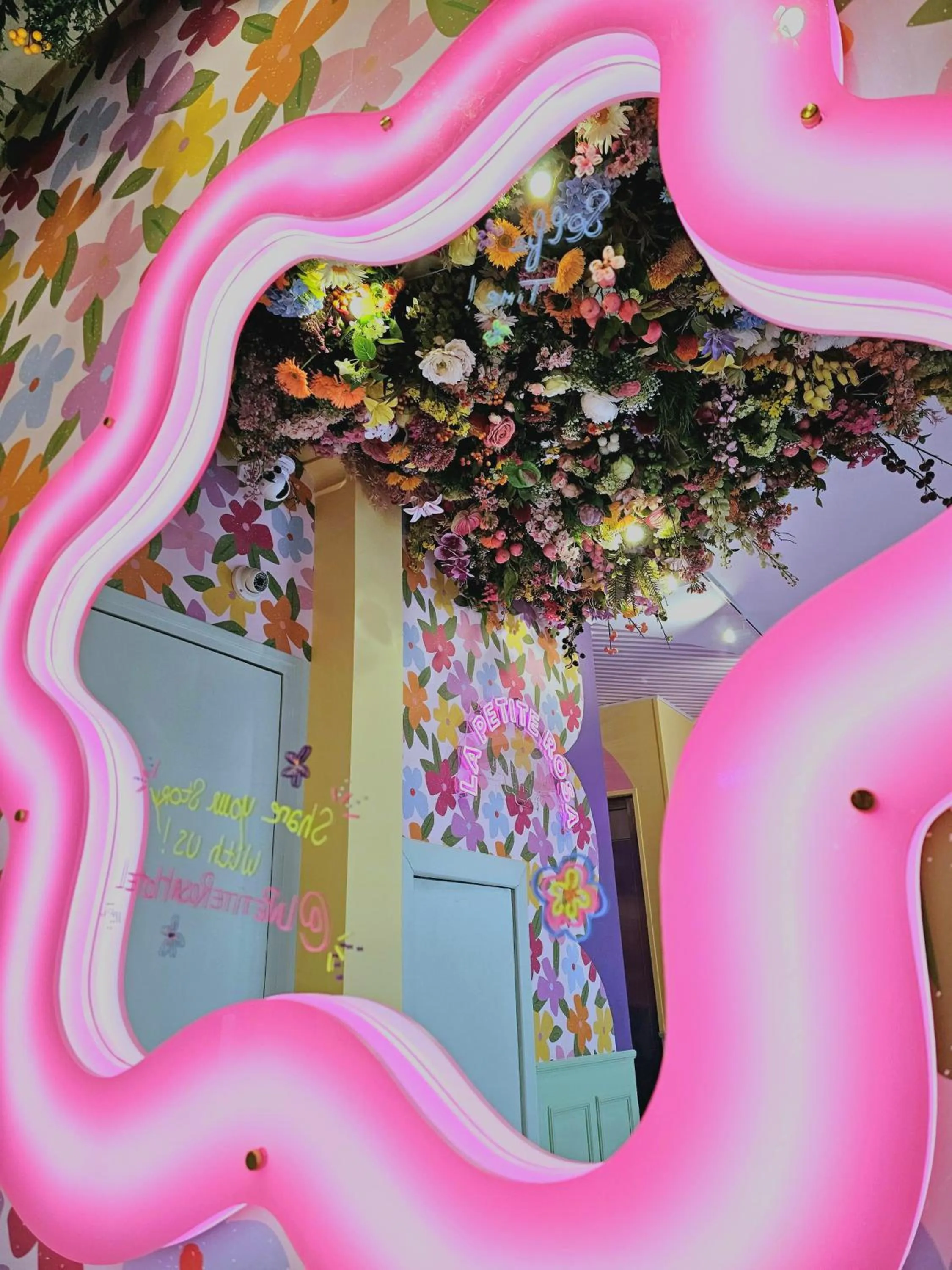 Decorative detail in Hotel La Petite Rosa