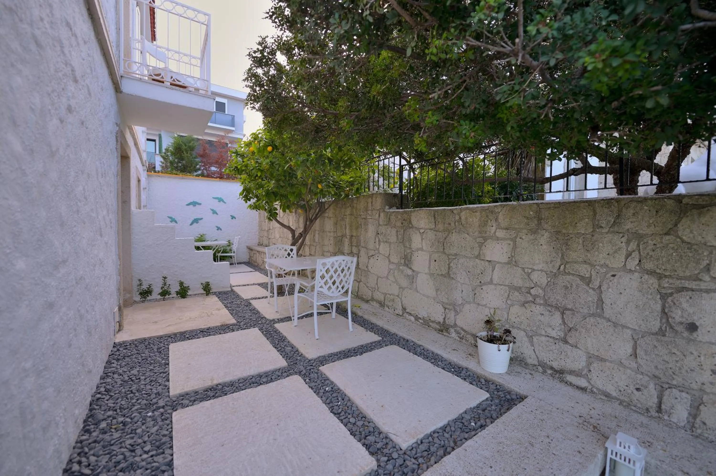 Property building in Peremere Alacati Otel