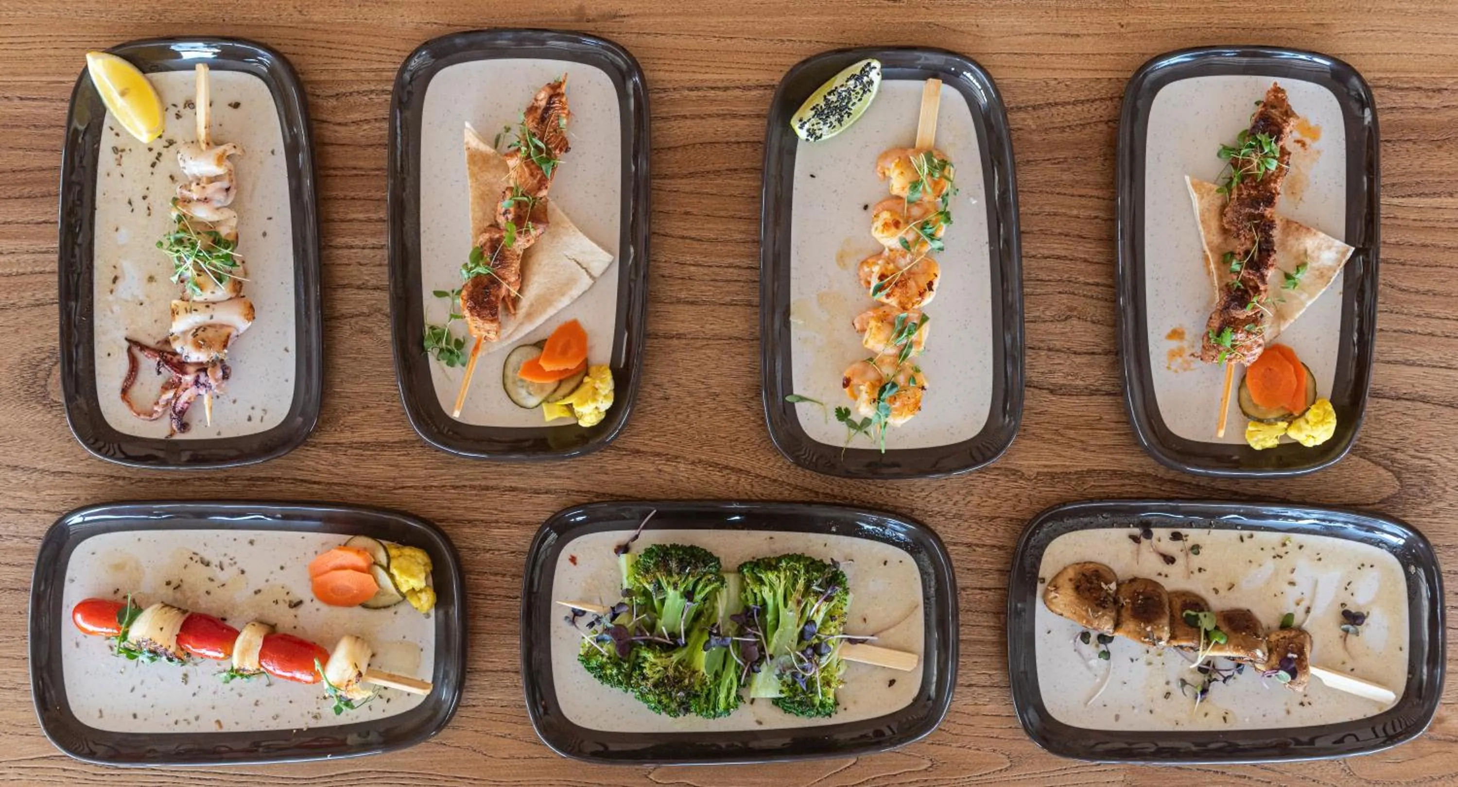 Restaurant/places to eat in Rise Urban Art Hotel