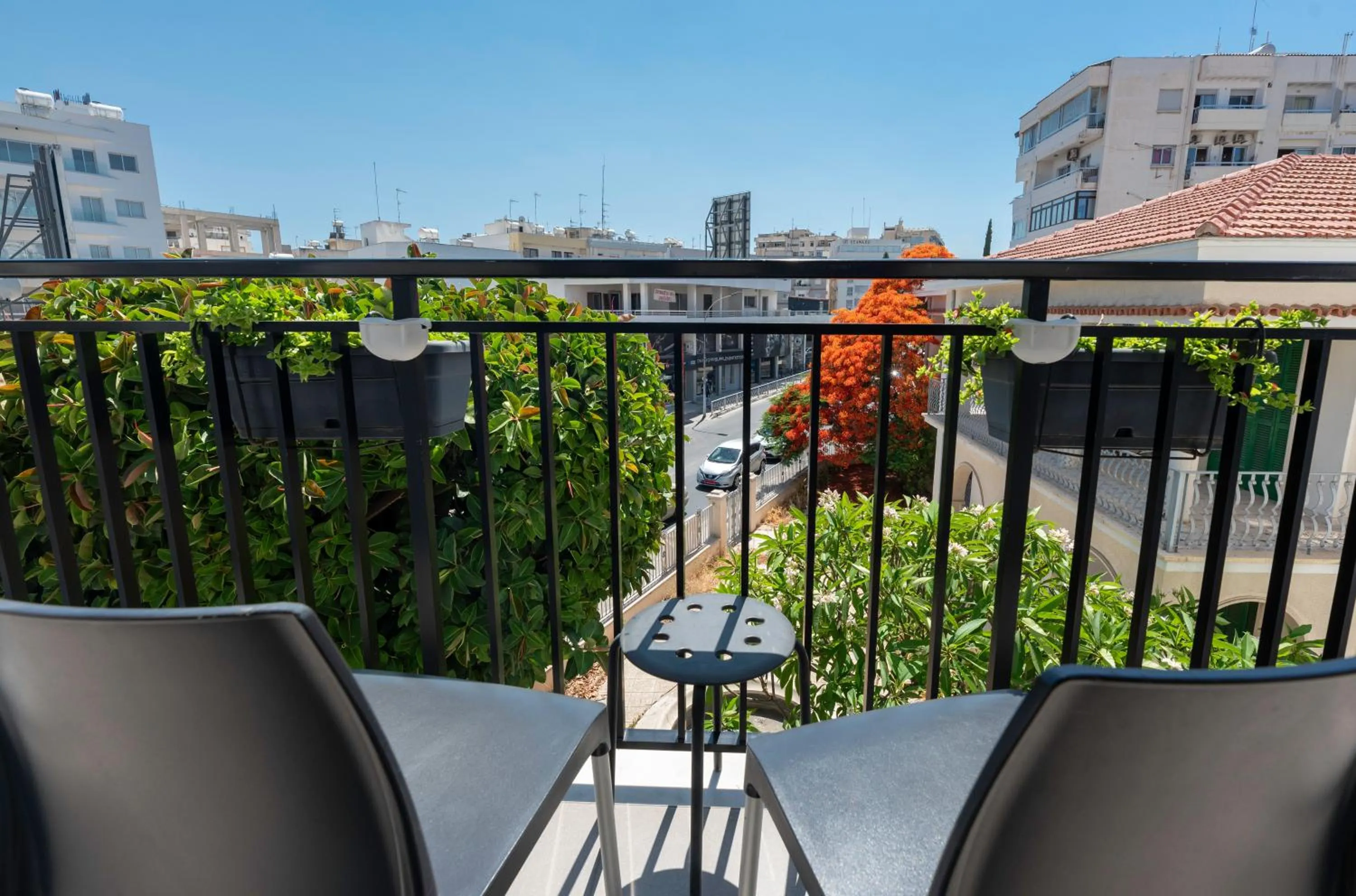 Patio in Rise Urban Art Hotel