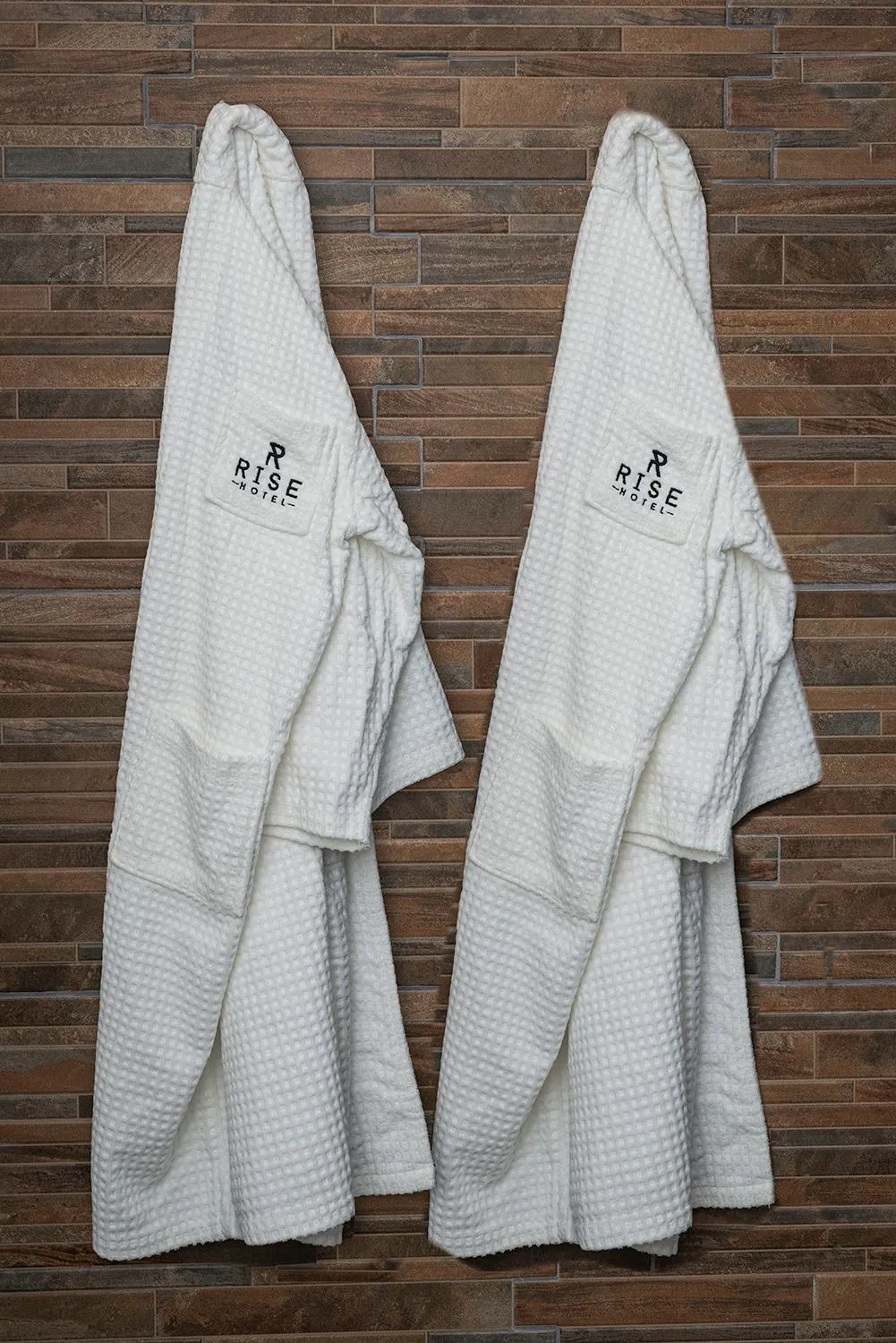 Shower in Rise Urban Art Hotel