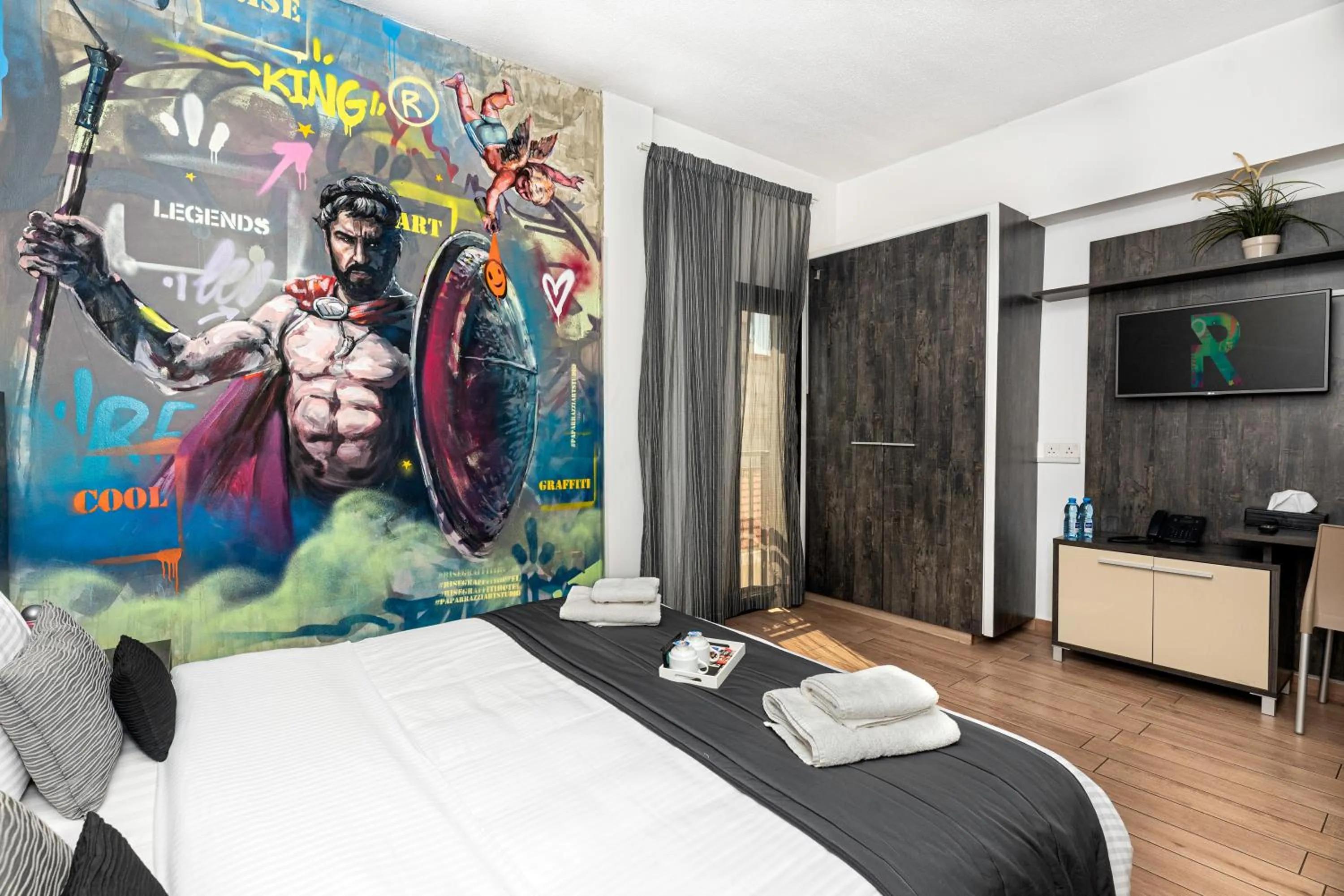 Bed in Rise Urban Art Hotel