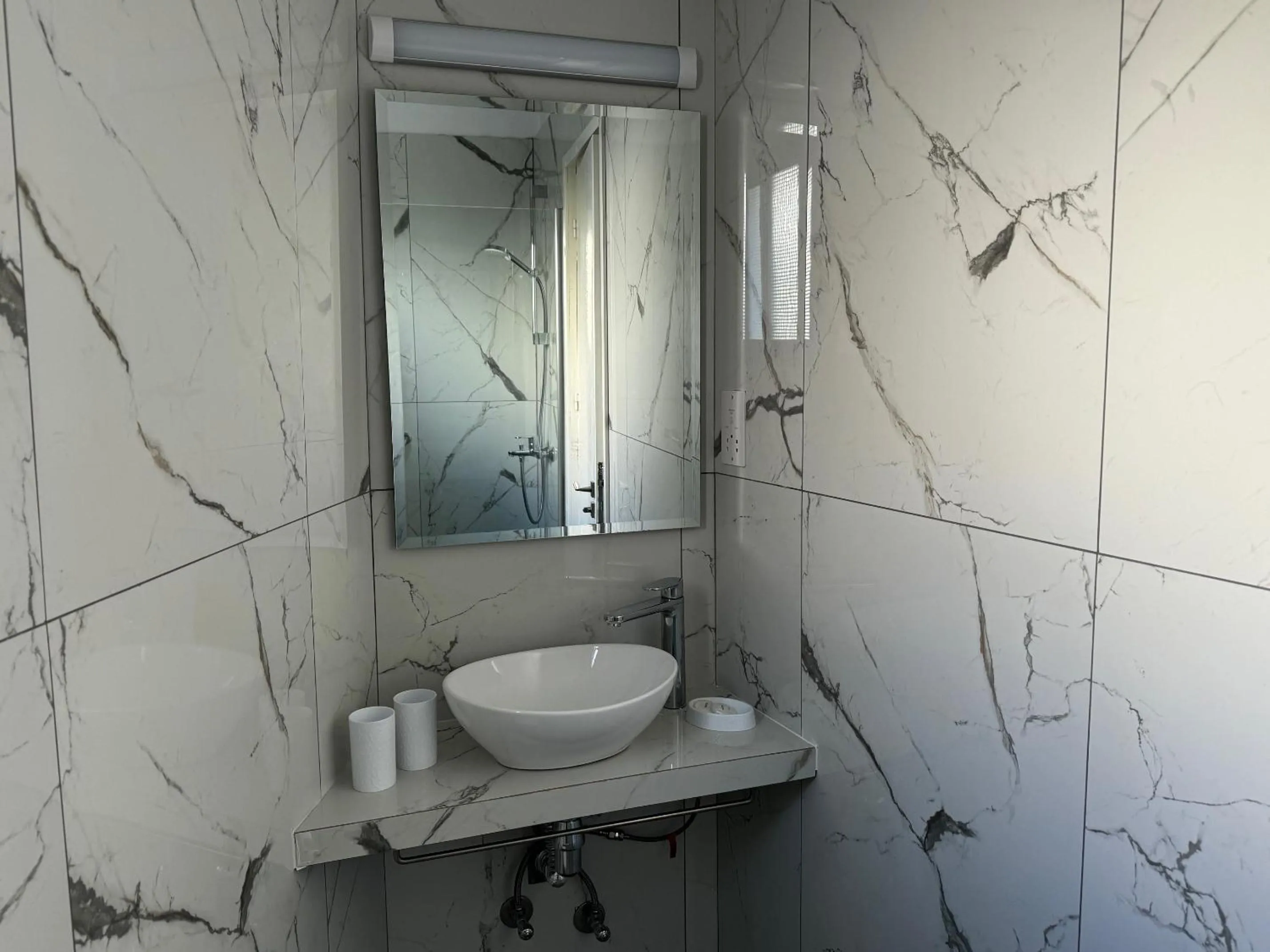 Bathroom in Kefalonitis Hotel Apartments