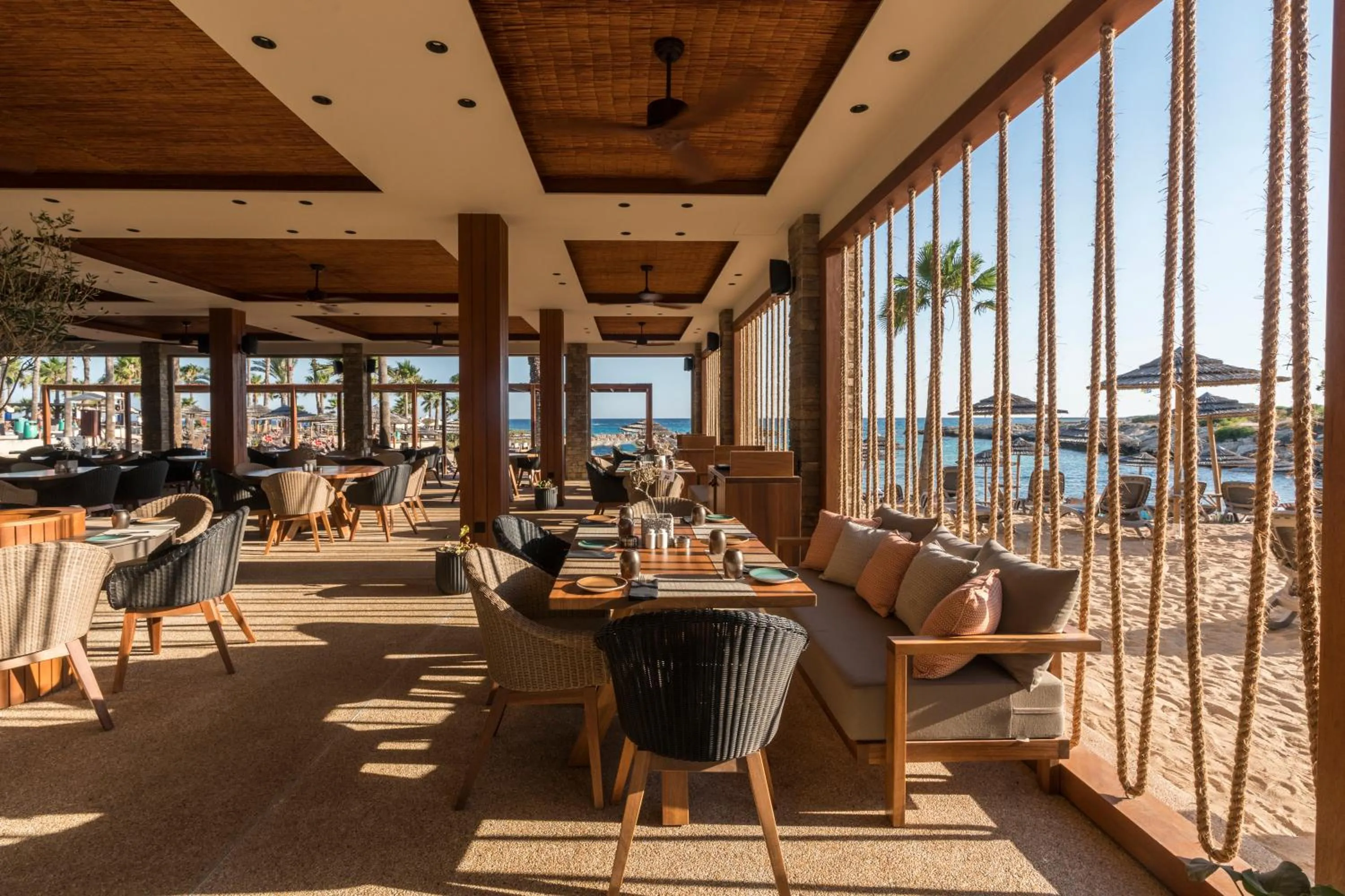 Restaurant/places to eat in Adams Beach Hotel & Spa