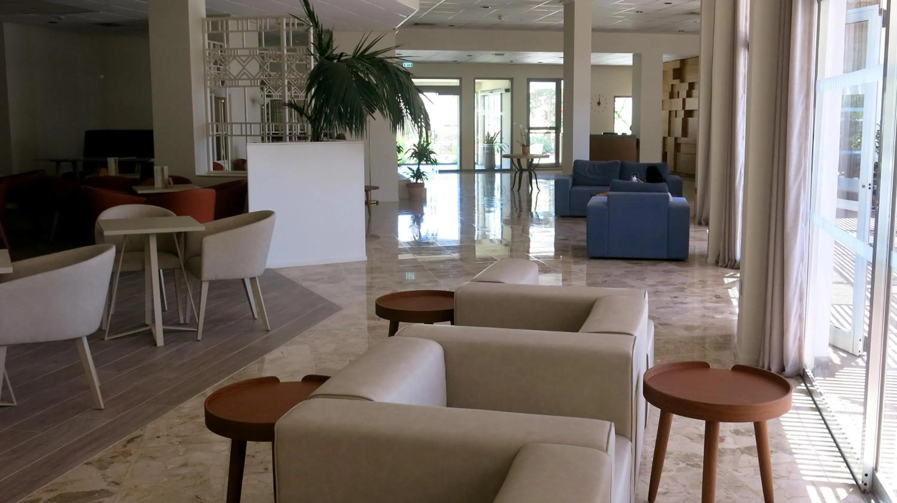 Lounge or bar in Marina Hotel