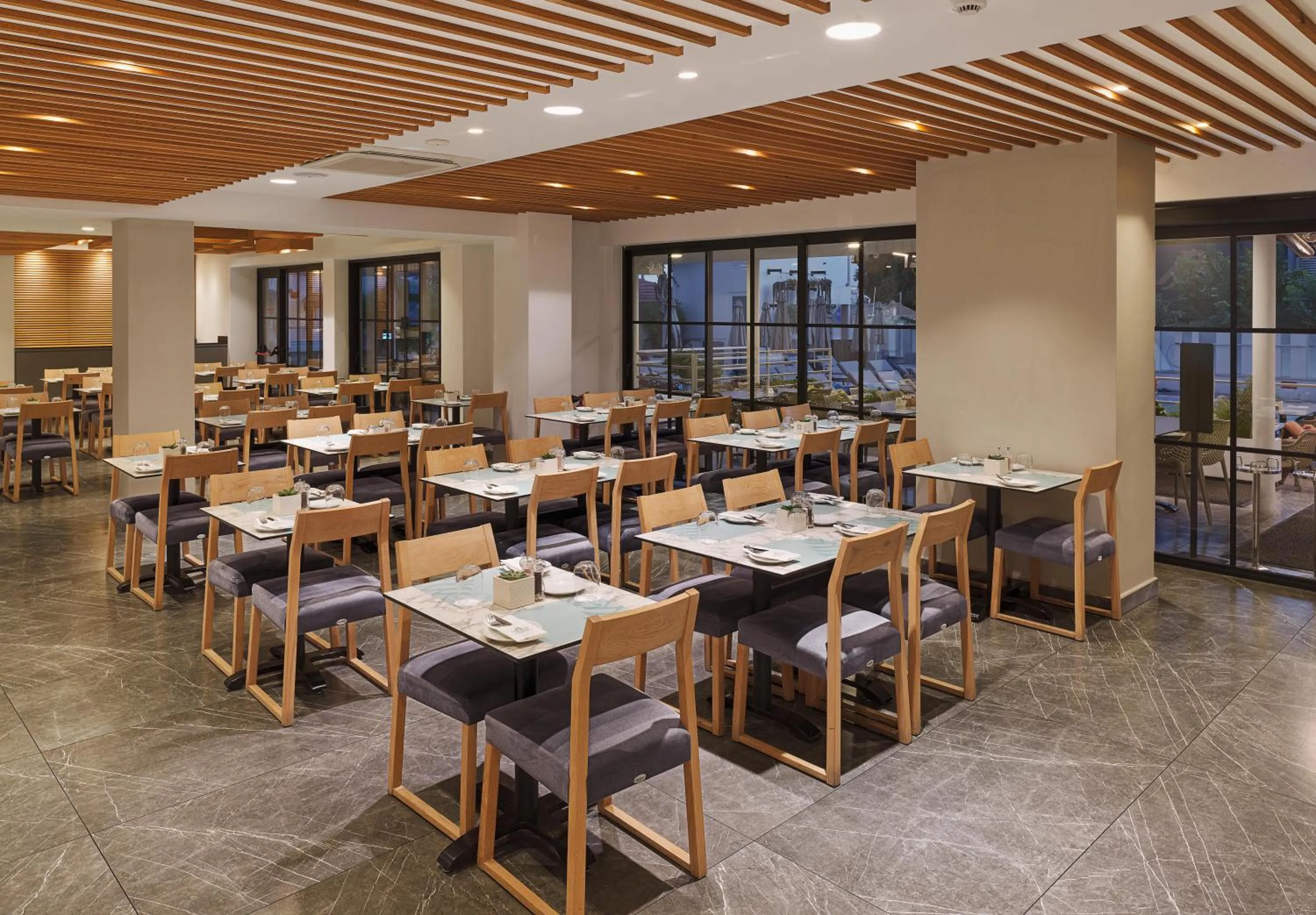 Restaurant/places to eat in Pefkos City Hotel