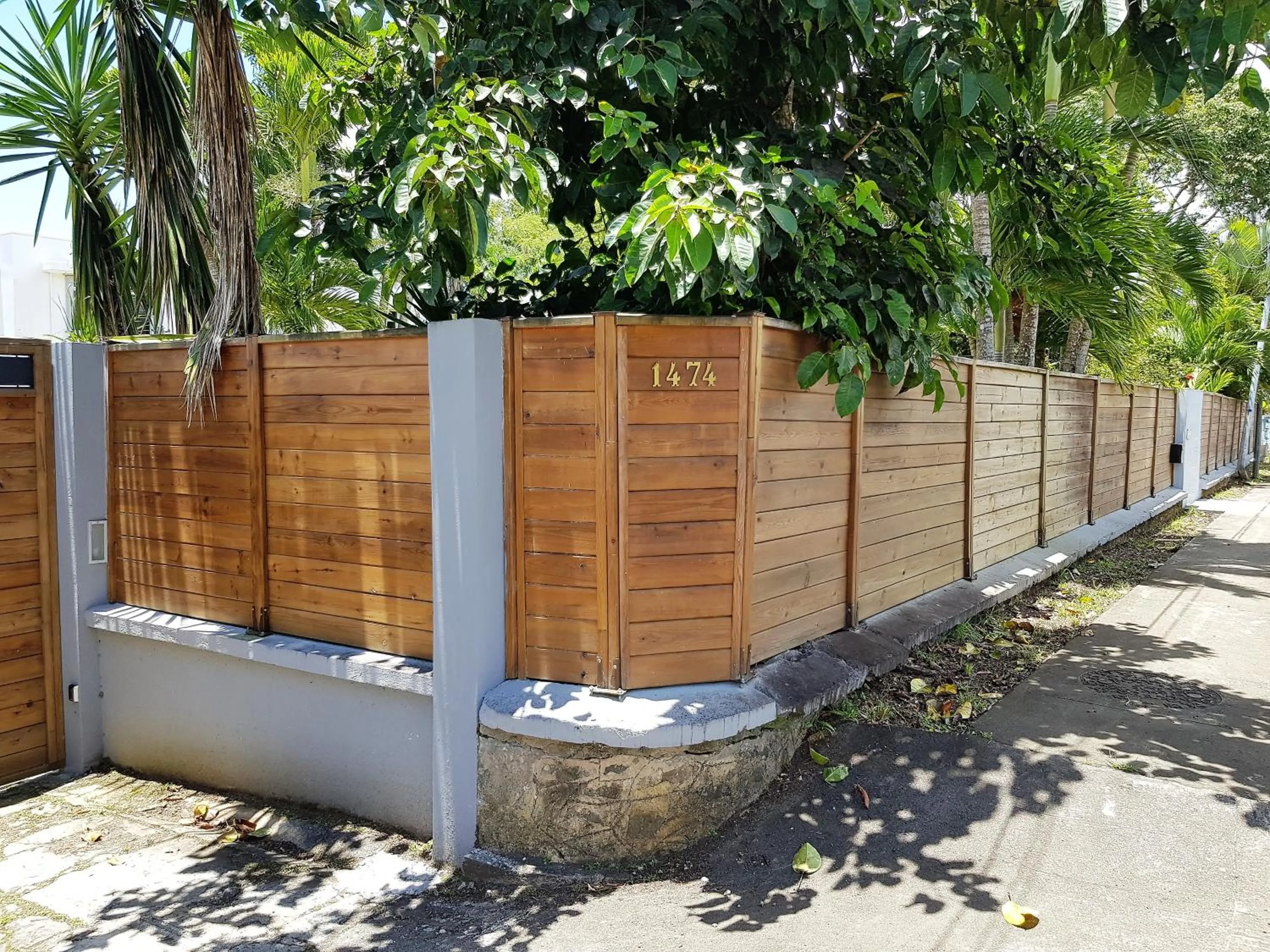 Facade/entrance in Habitation Villa Les Cassias