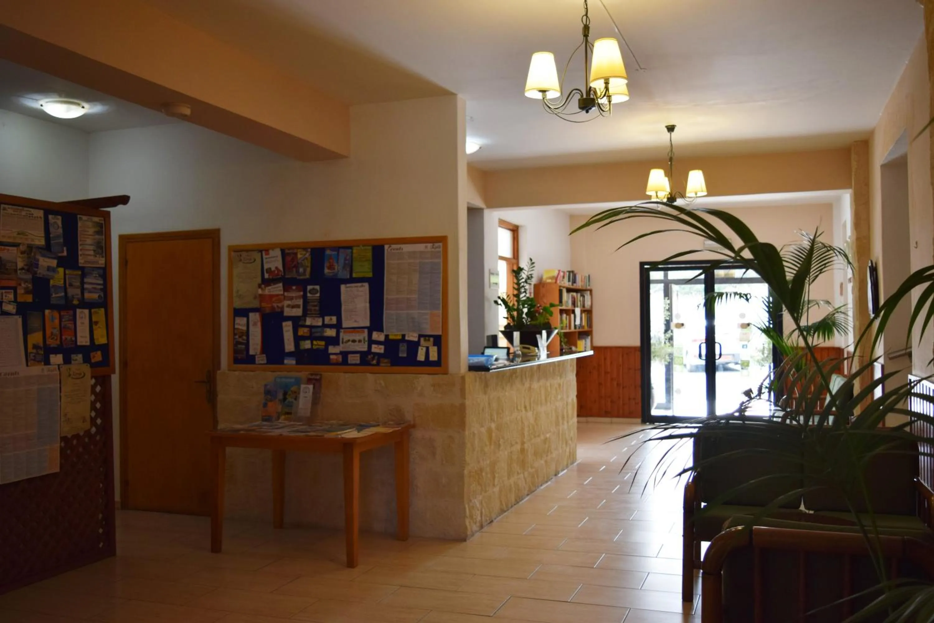 Library in Anna Hotel Apartments