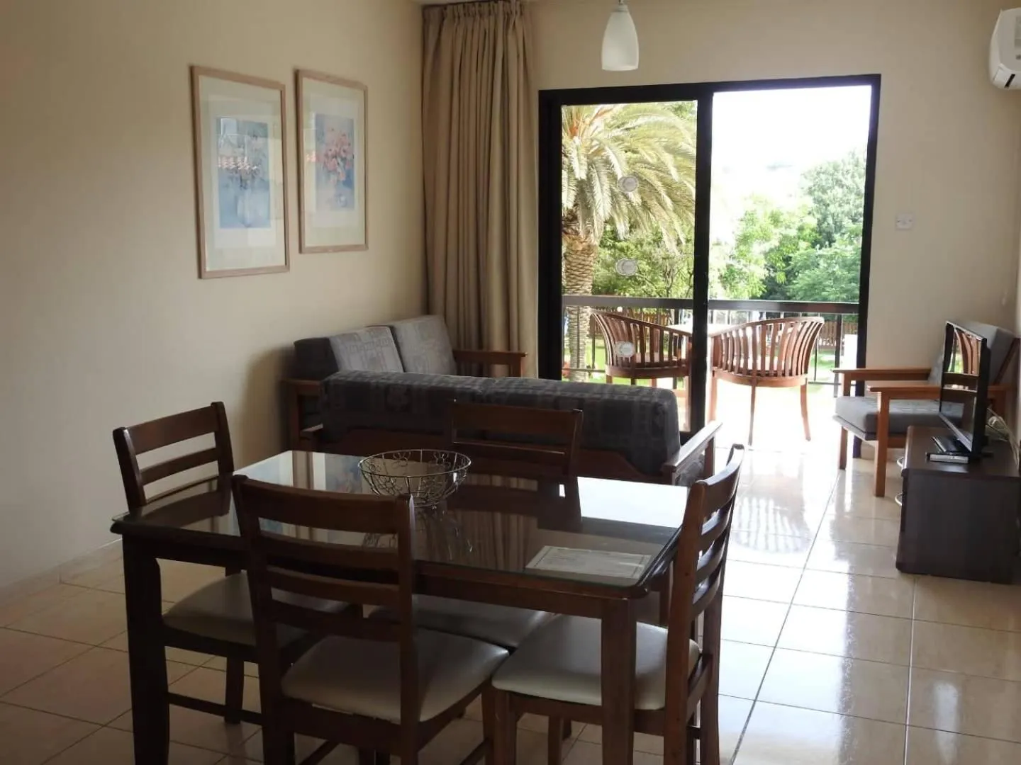 Living room in Anna Hotel Apartments