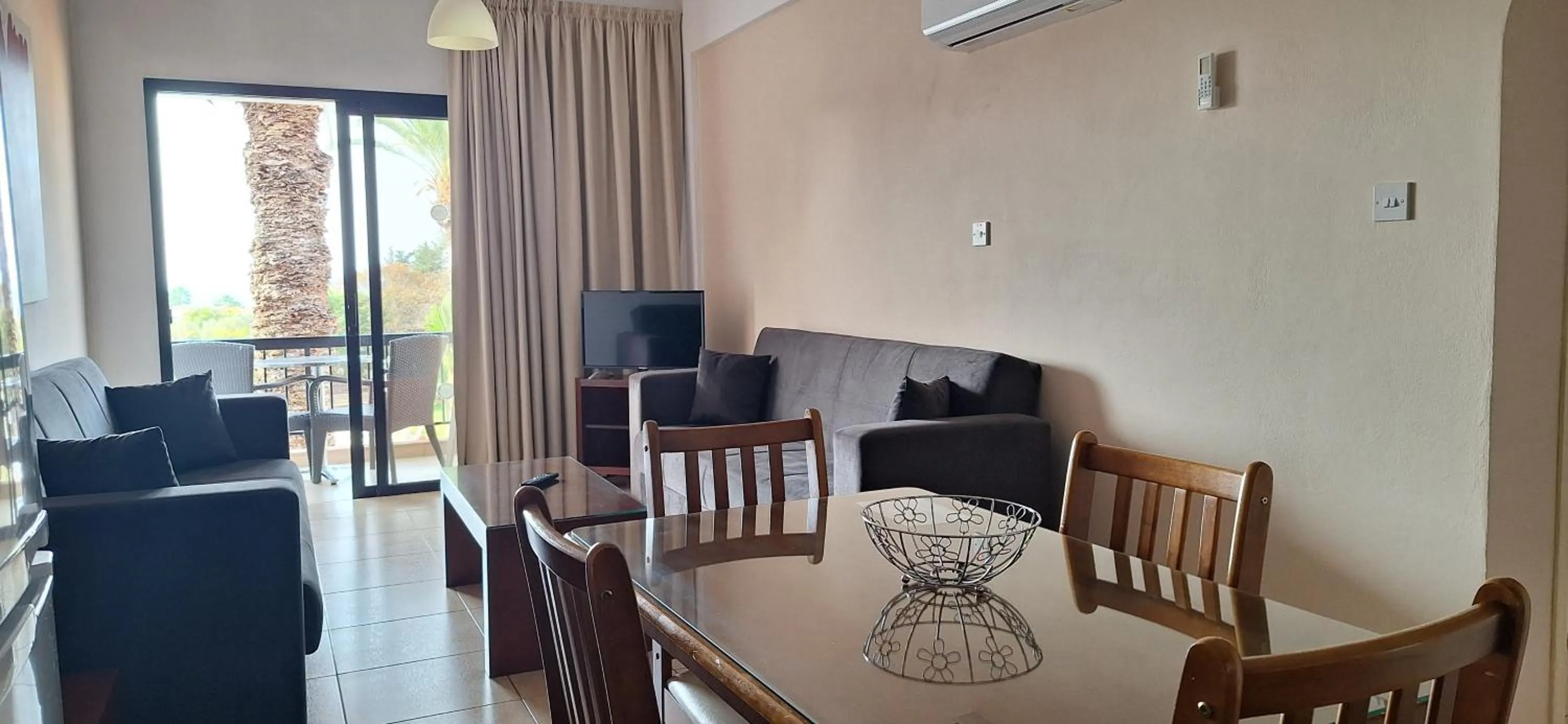 Balcony/Terrace in Anna Hotel Apartments