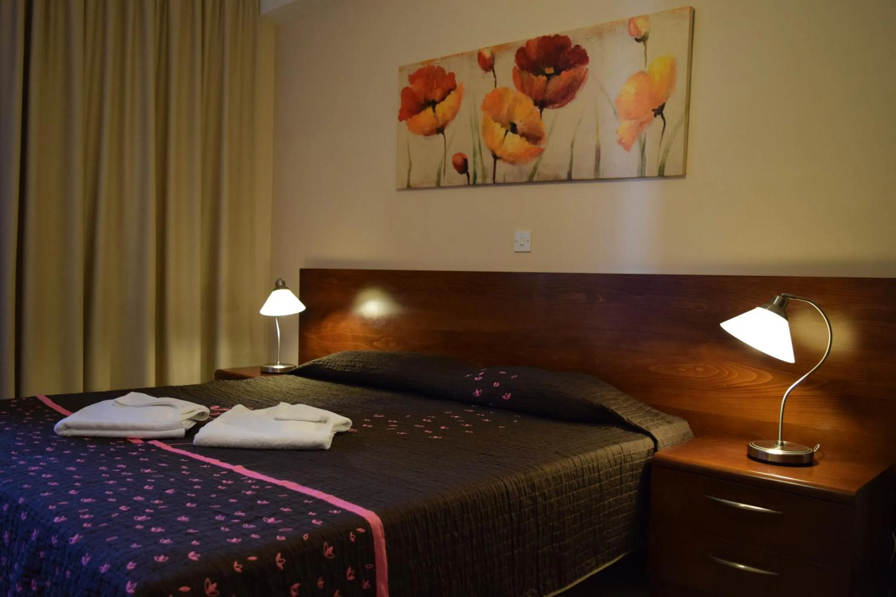 Bedroom, Bed in Anna Hotel Apartments