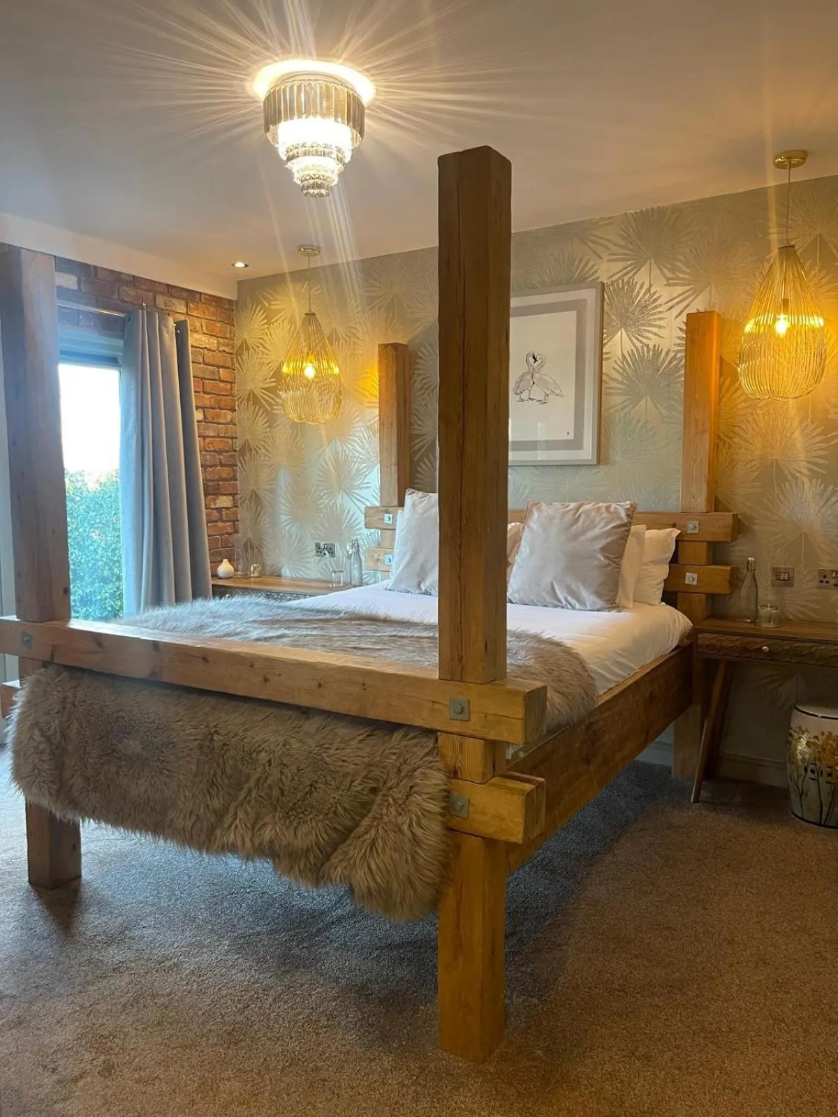 Bedroom, Bed in Cock O' Barton