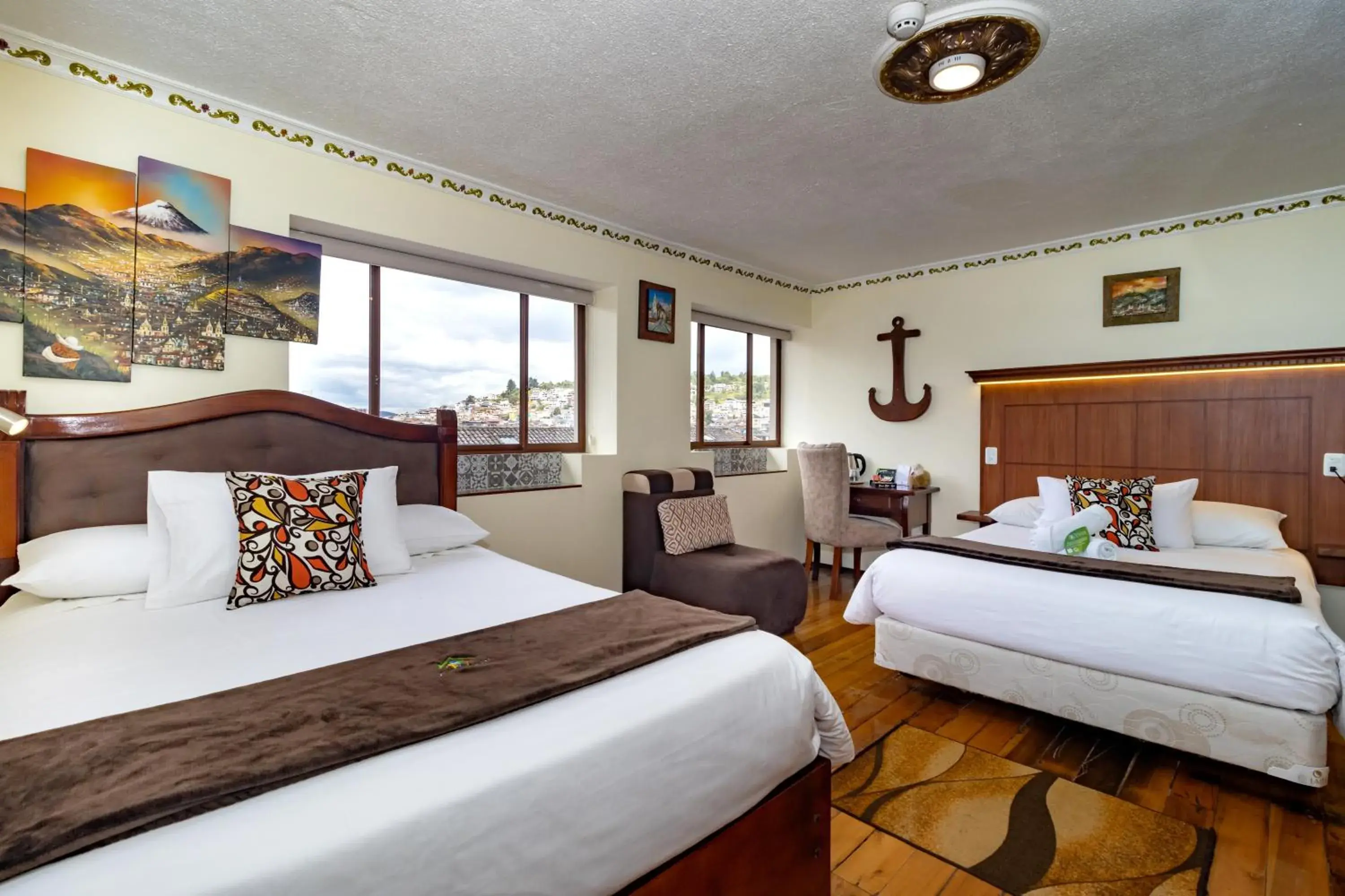 Twin Room in Friends Hotel & Rooftop - Historic Center & Museums Twin Room in Friends Hotel & Rooftop - Historic Center & Museums