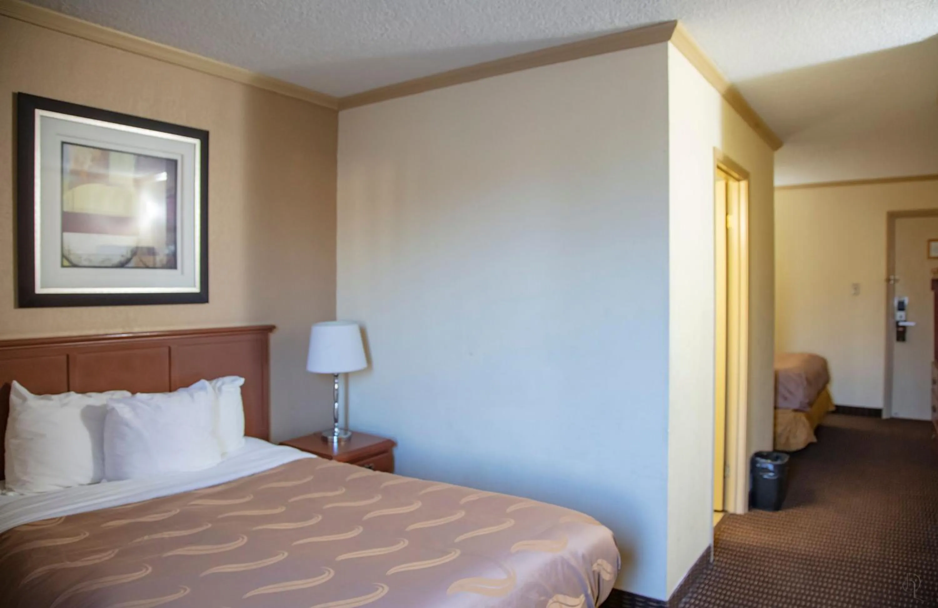 Bedroom, Bed in All Stay Suites