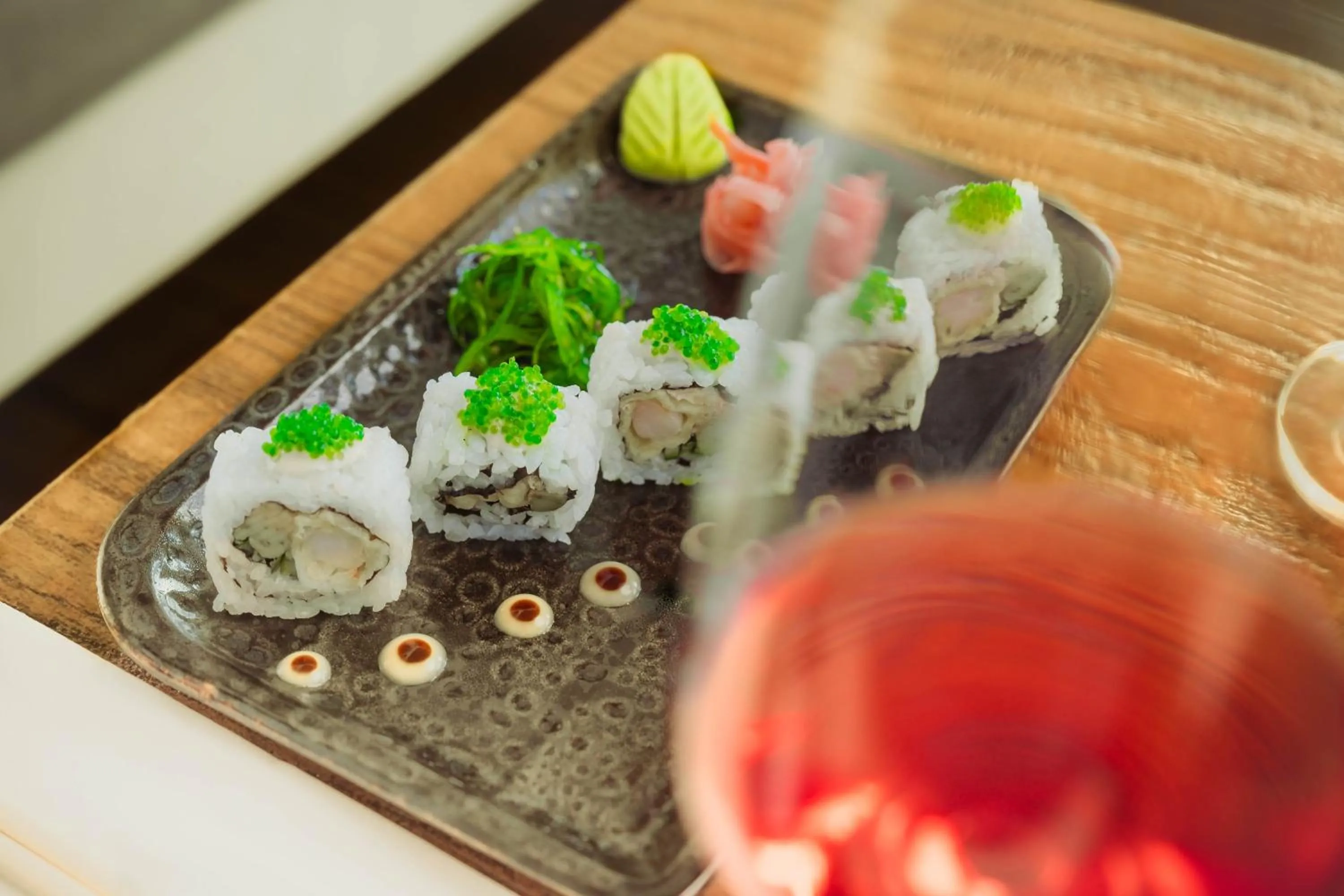 Restaurant/places to eat in Anemi Hotel & Suites