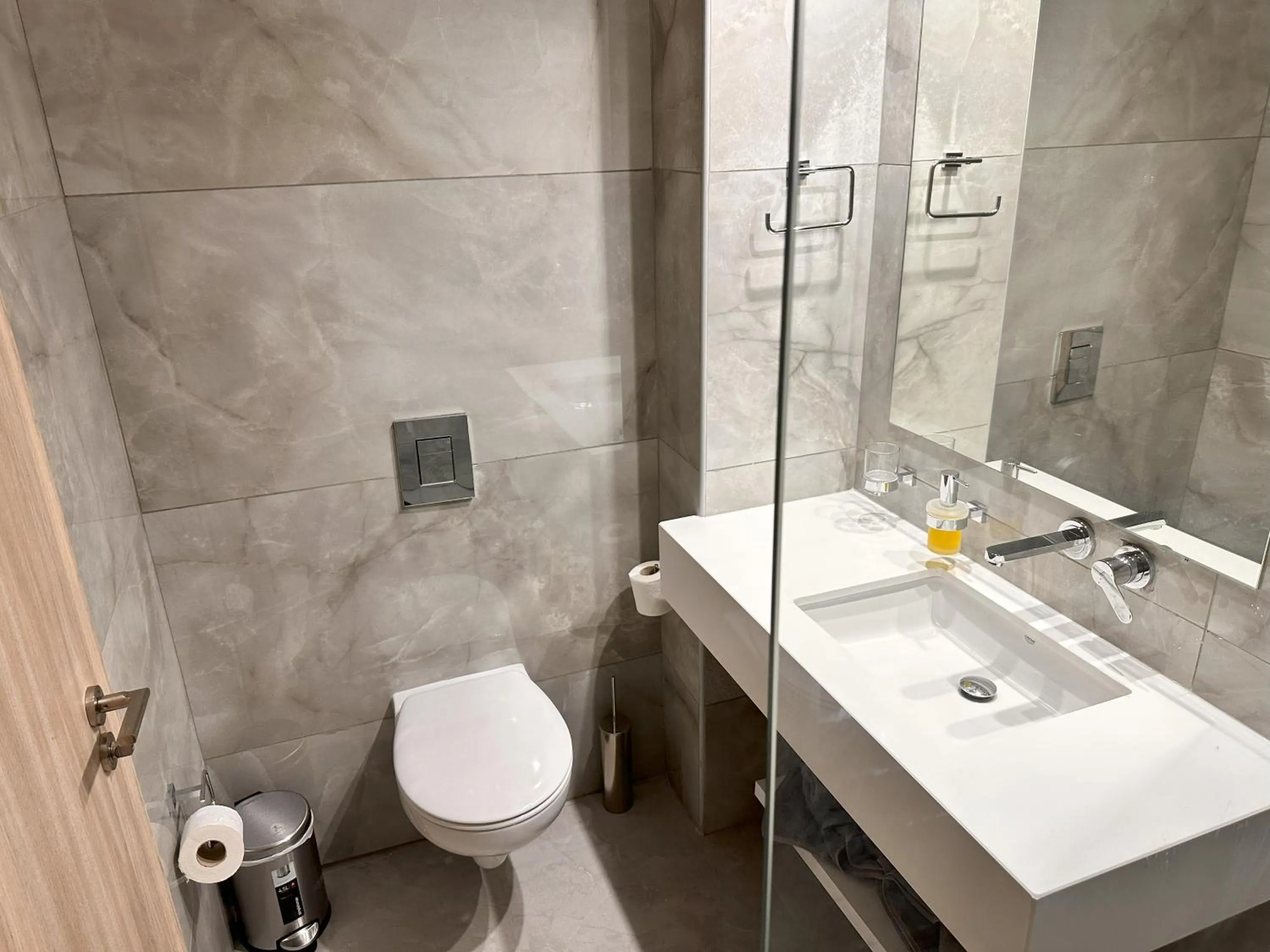 Toilet in Papouis Protaras Hotel