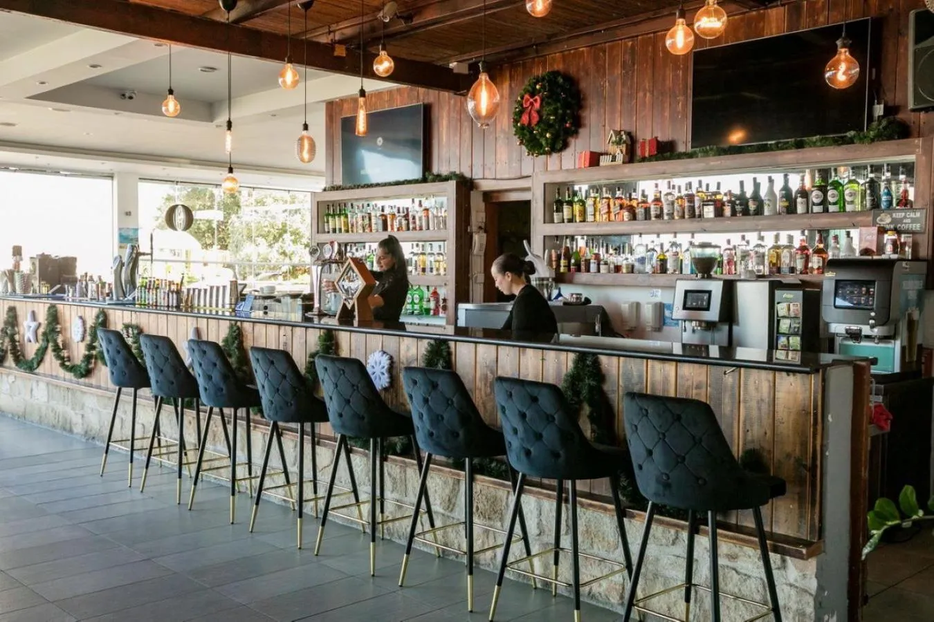 Lounge or bar in Theo Sunset Bay Hotel