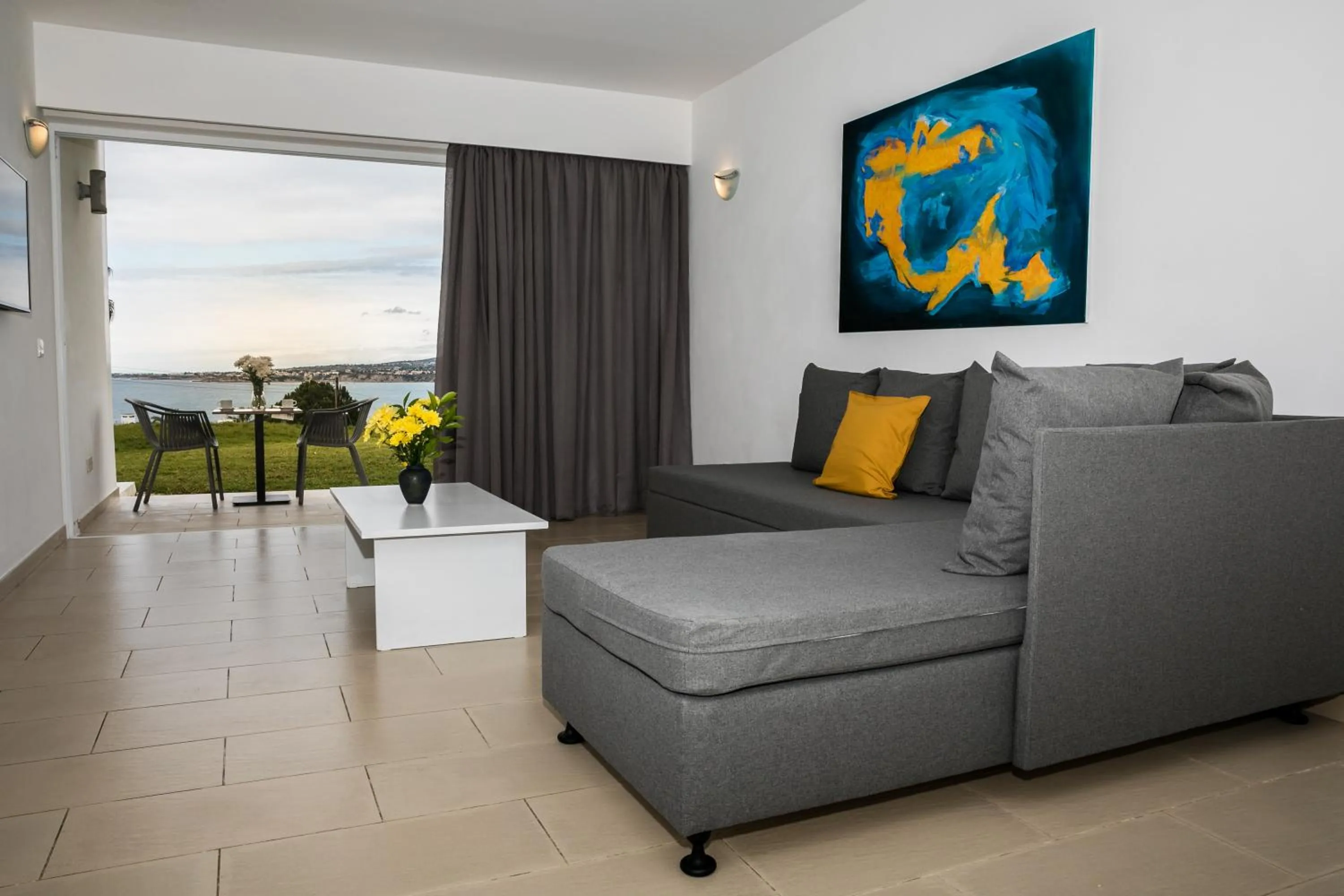 Seating area in Theo Sunset Bay Hotel