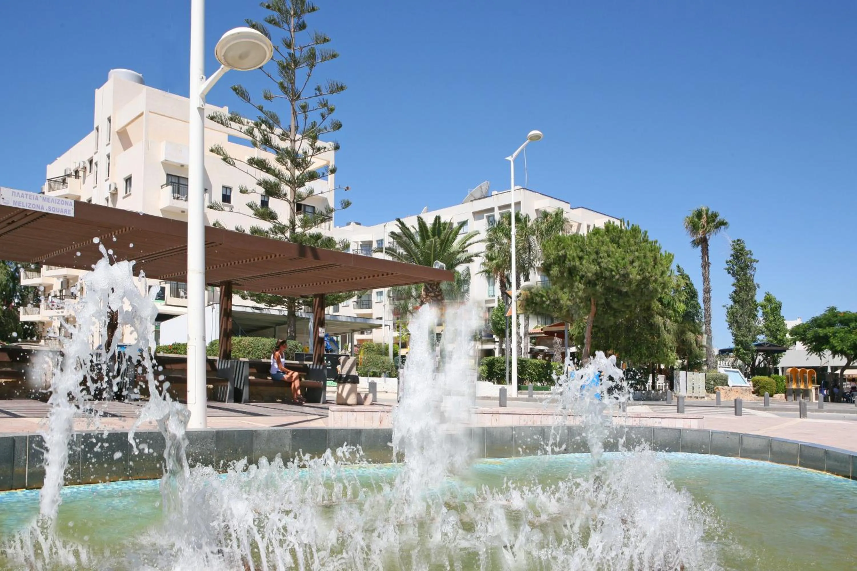 Area and facilities in Alva Hotel Apartments