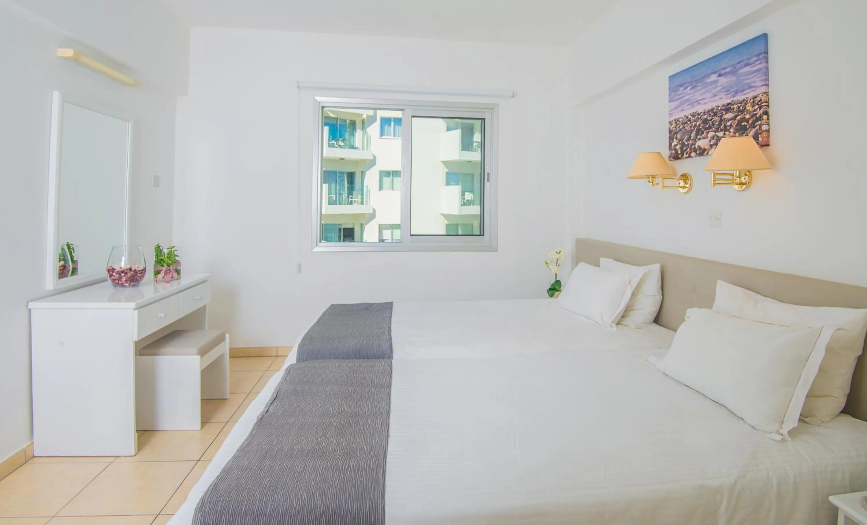 Bed in Alva Hotel Apartments