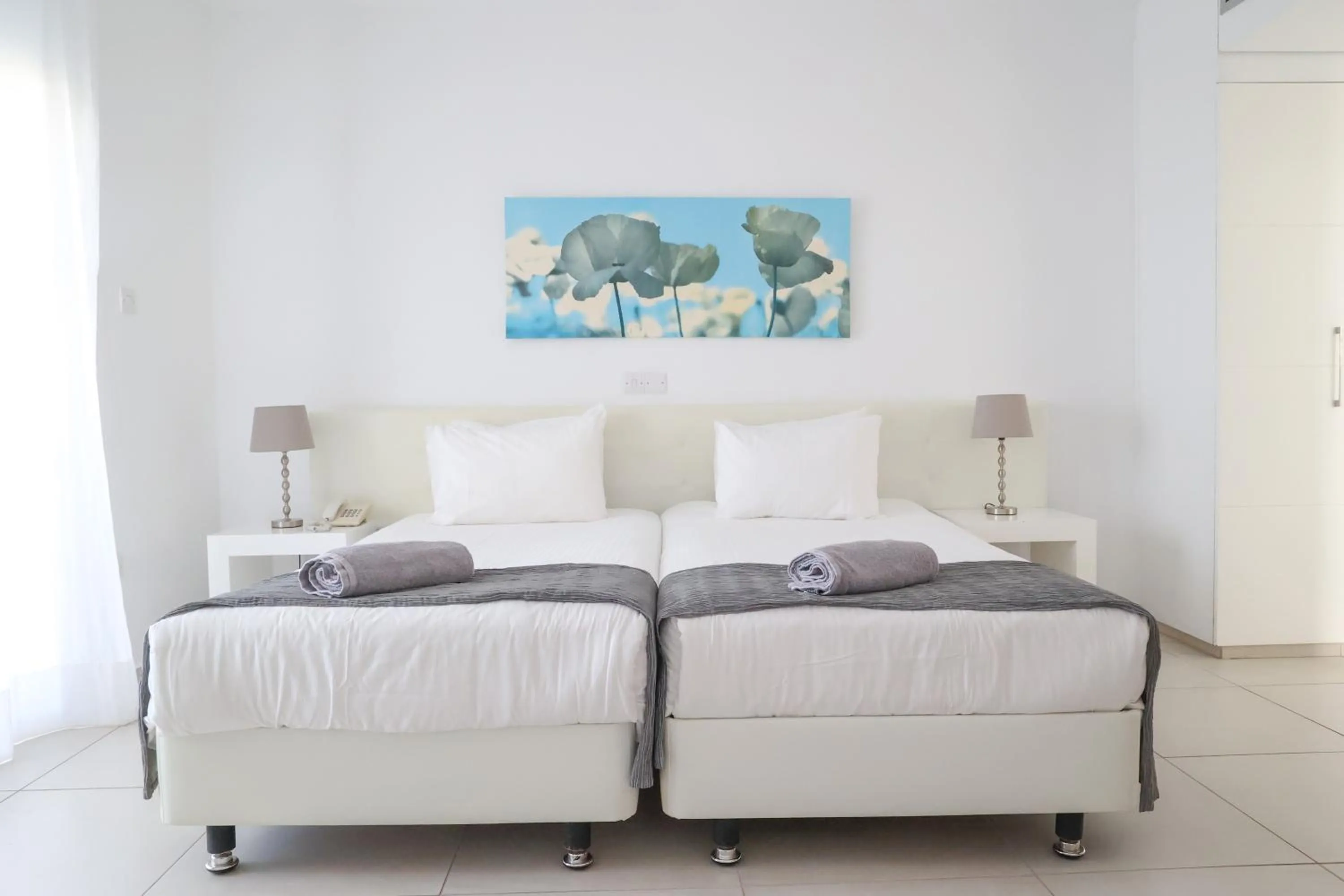 Bed in Alva Hotel Apartments