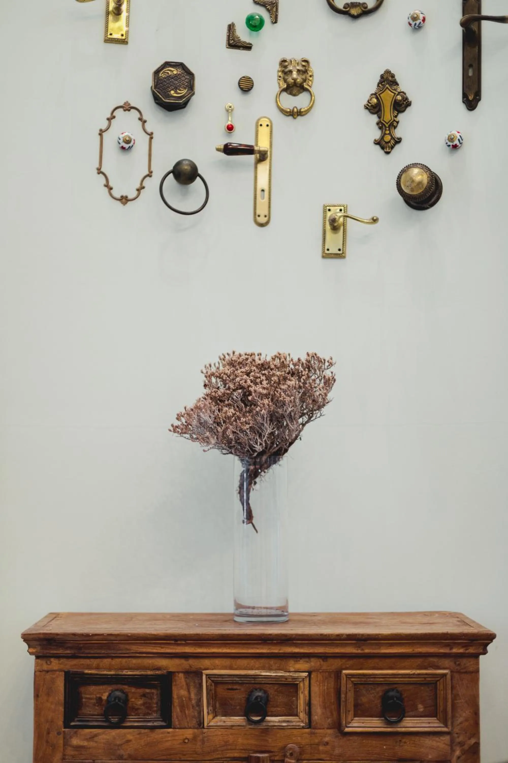 Decorative detail in Roseum Boutique Hotel