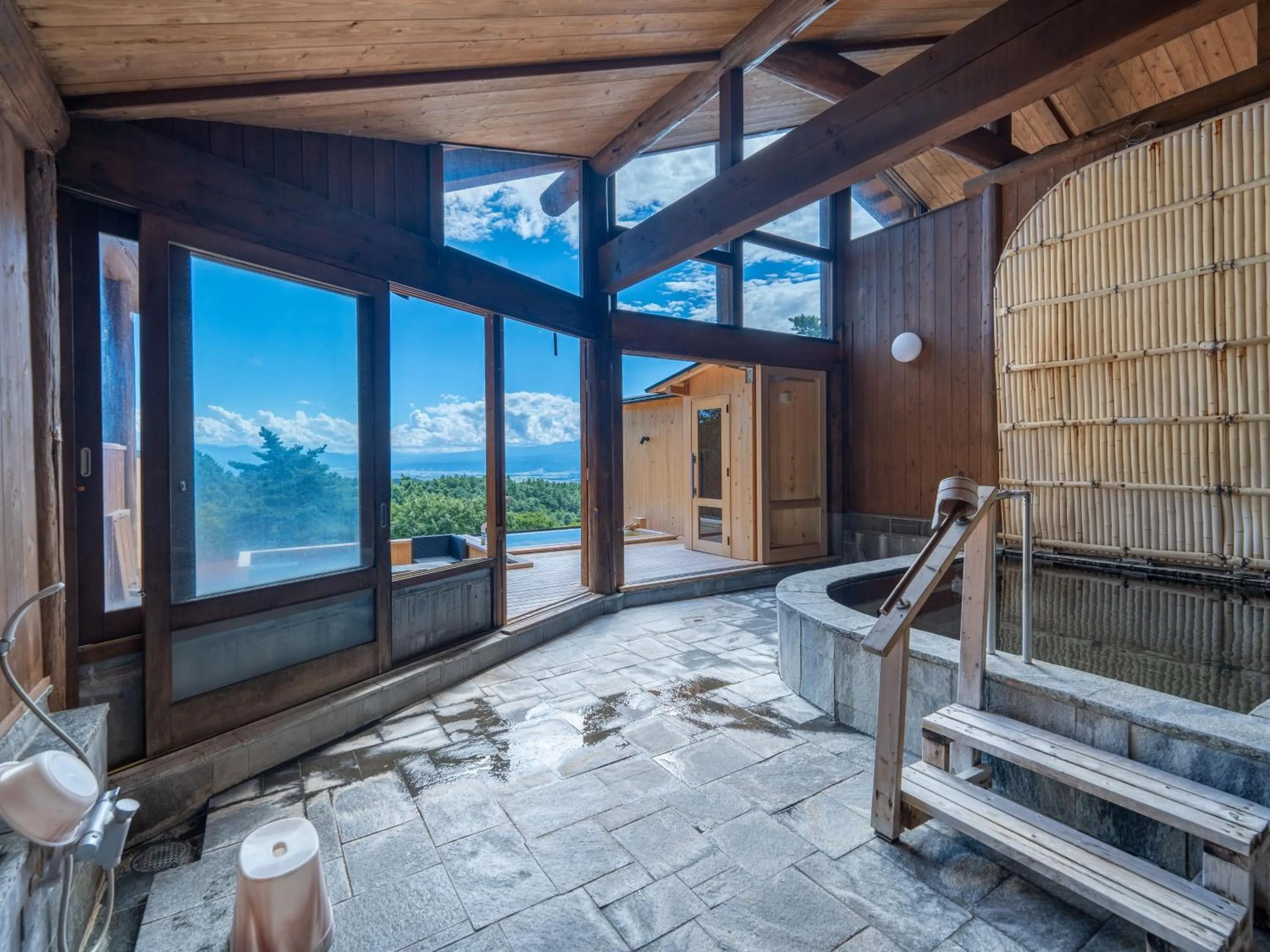 Hot Spring Bath in Hishino Onsen Tokiwakan