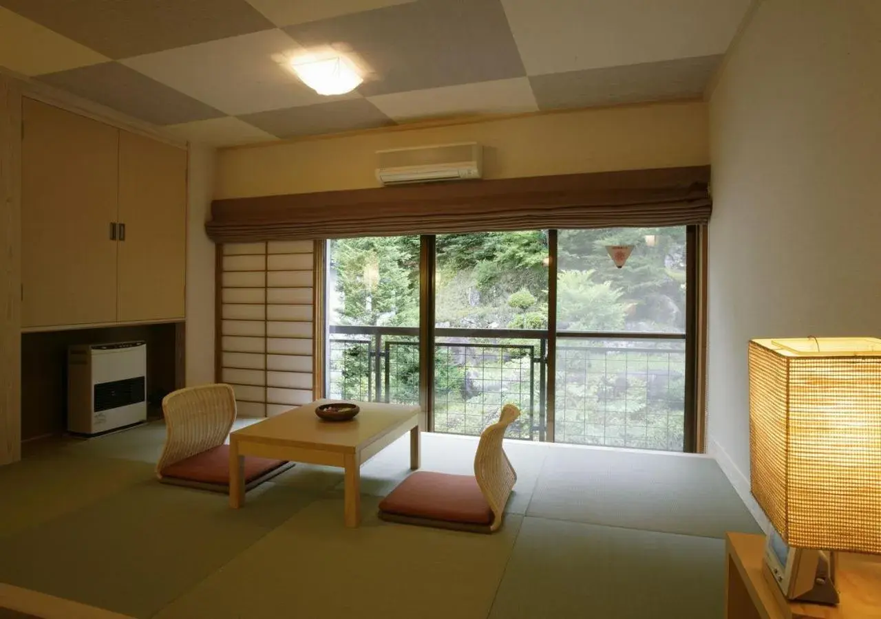 Standard Room with Tatami Area in Hishino Onsen Tokiwakan Standard Room with Tatami Area in Hishino Onsen Tokiwakan