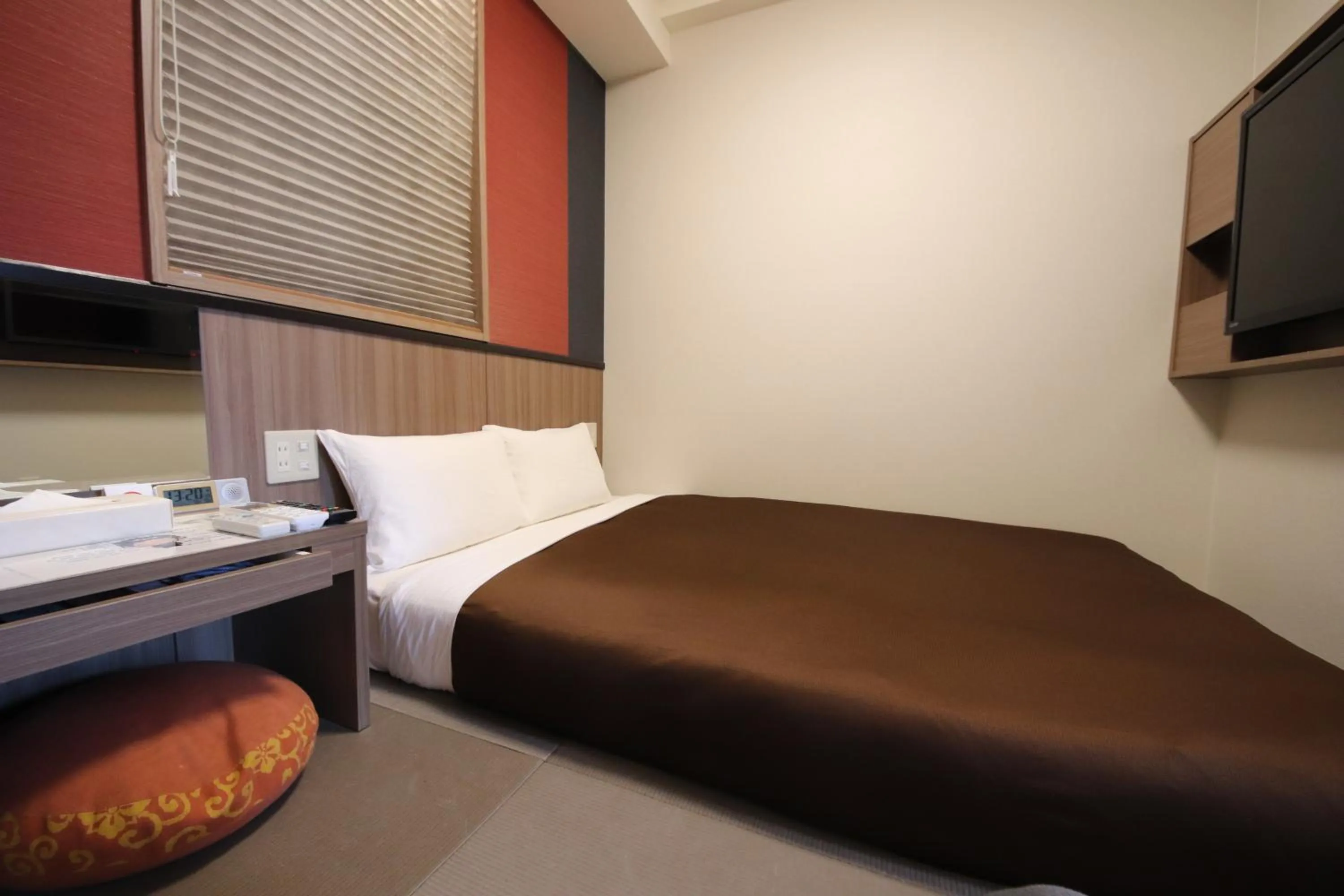 Bed in Urbain Kyoto Kiyomizugojo