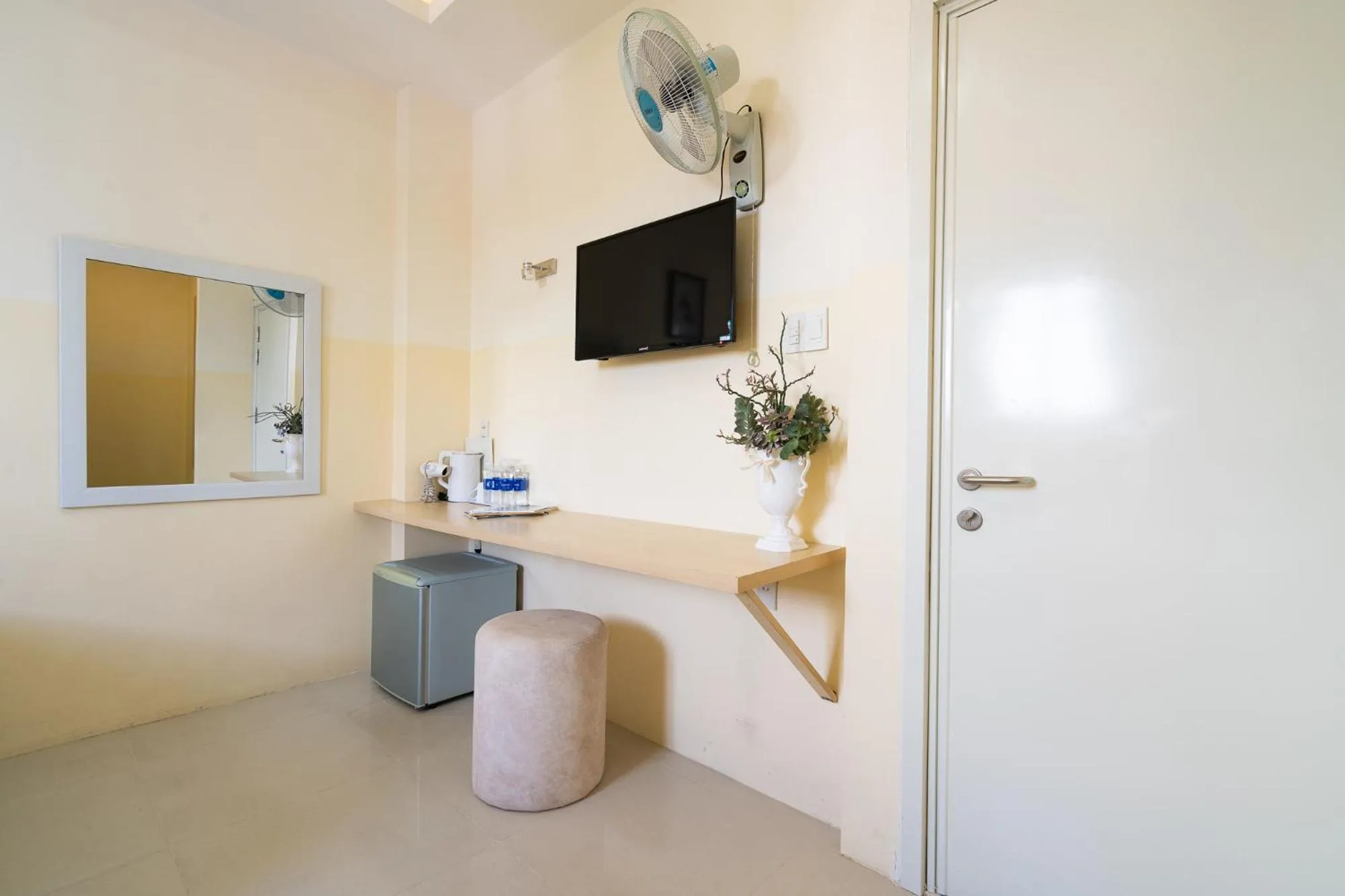 TV and multimedia in Ngoc Nguyen Anh Hotel Da Lat