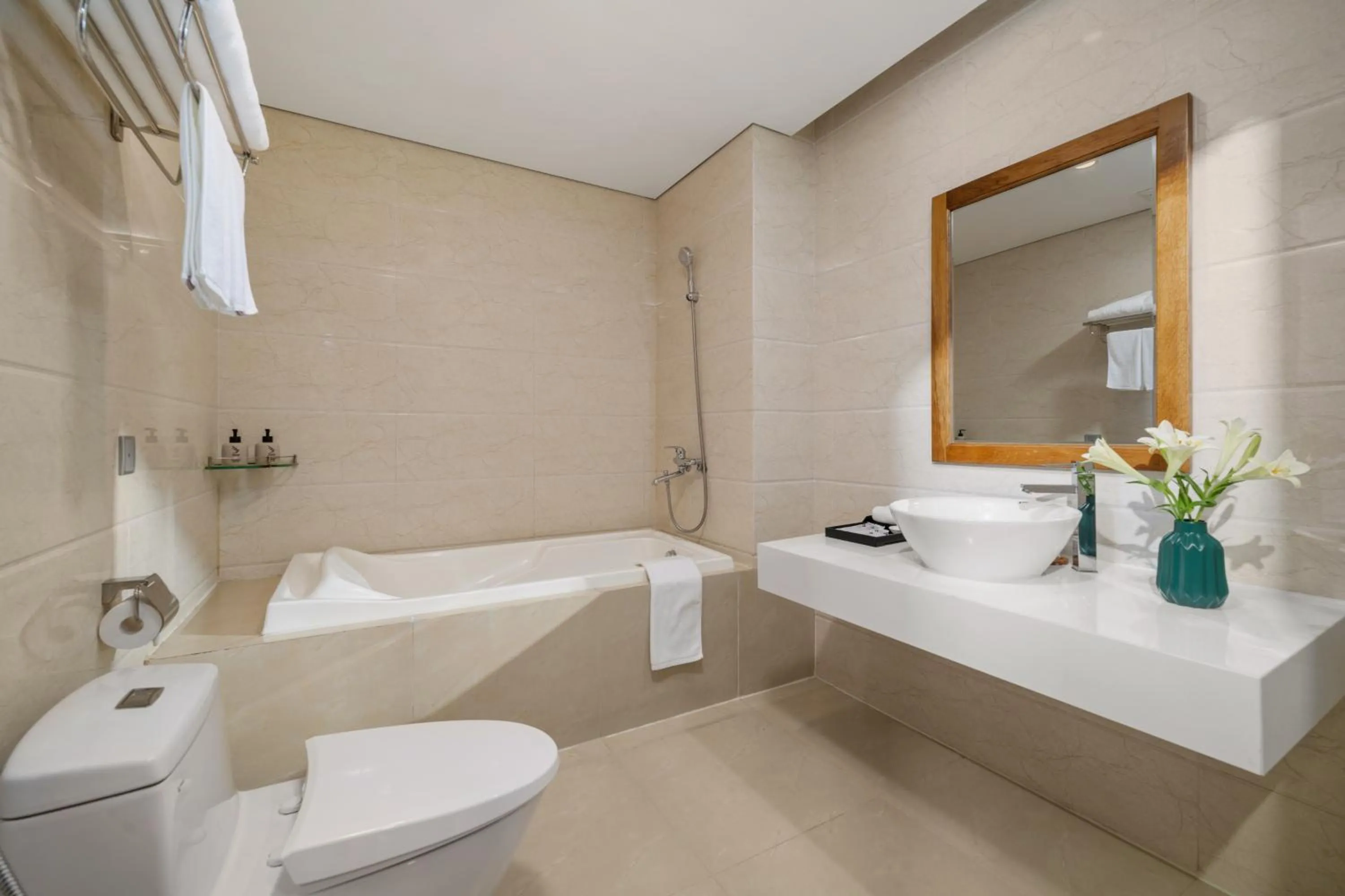 Bathroom in Serene Beach Hotel Danang