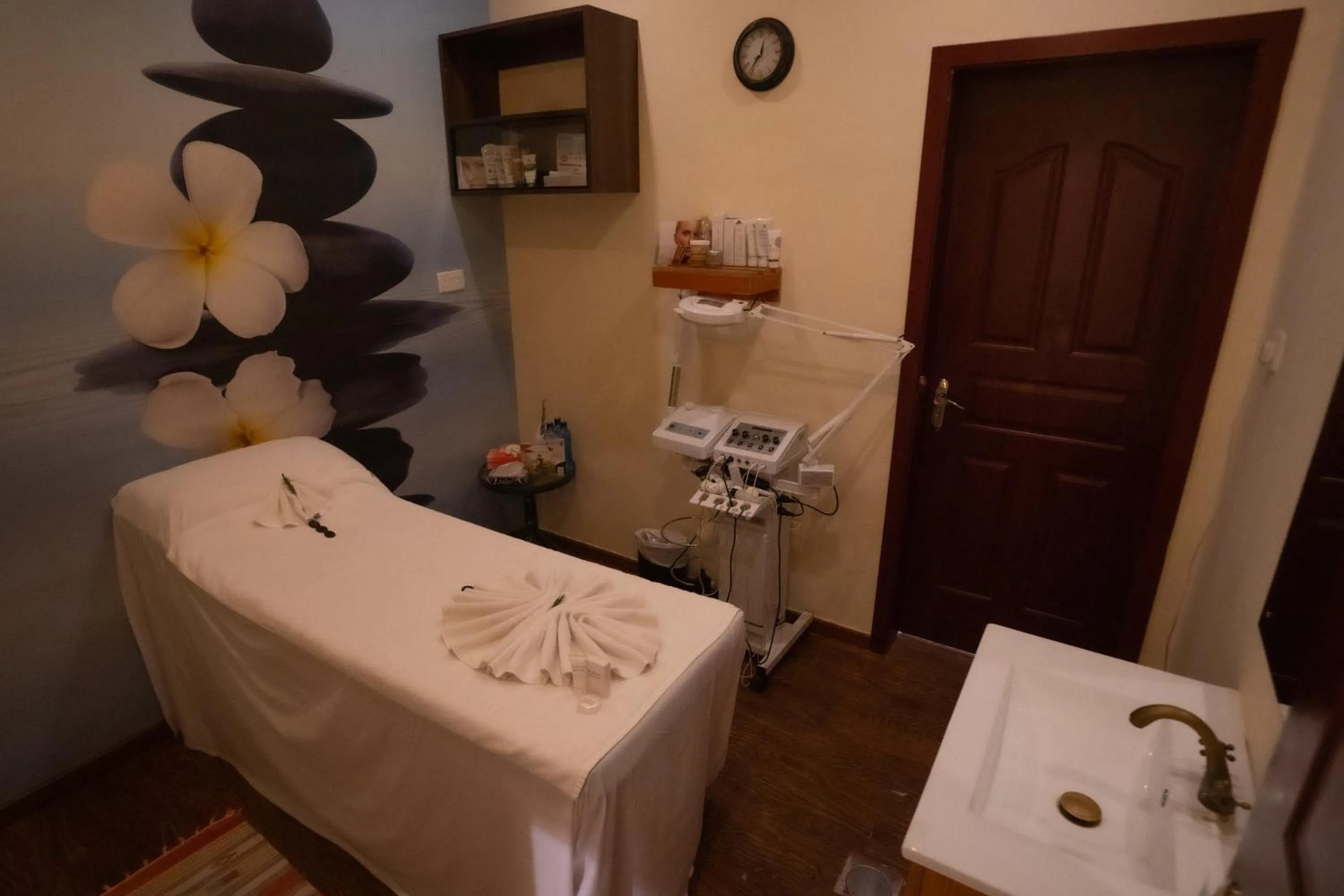 Massage in Panari Resort, BW Signature Collection