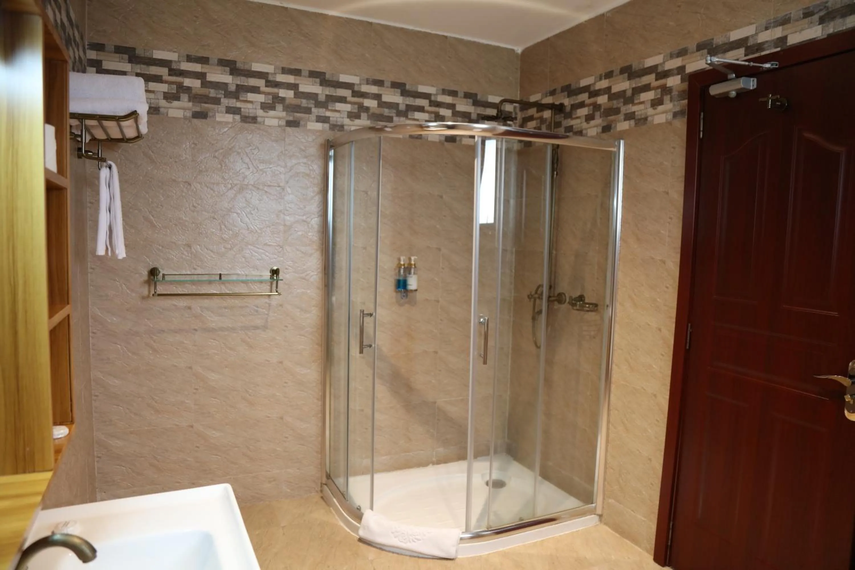 Shower in Panari Resort, BW Signature Collection