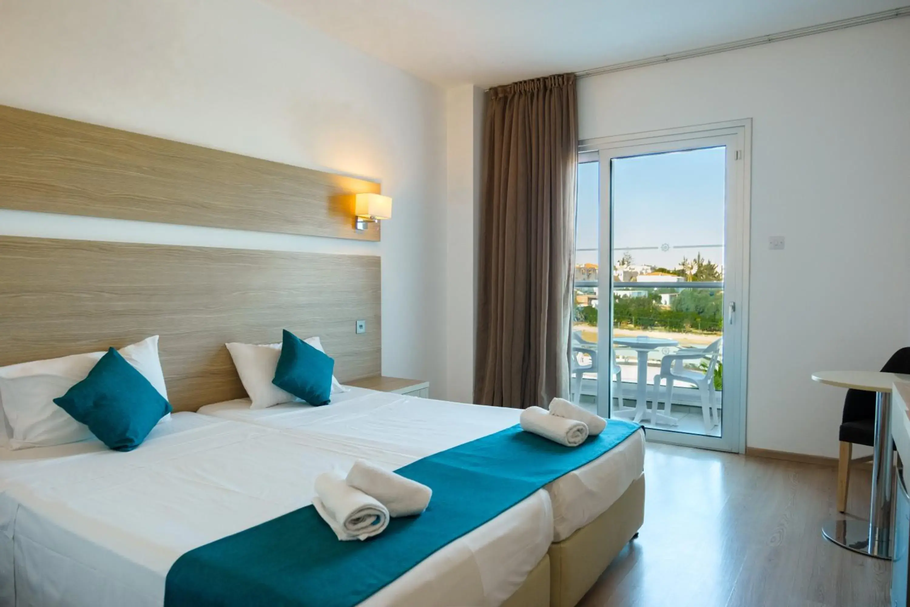 Superior Room (2 Adults + 1 Child) in Kapetanios Bay Hotel Protaras Superior Room (2 Adults + 1 Child) in Kapetanios Bay Hotel Protaras