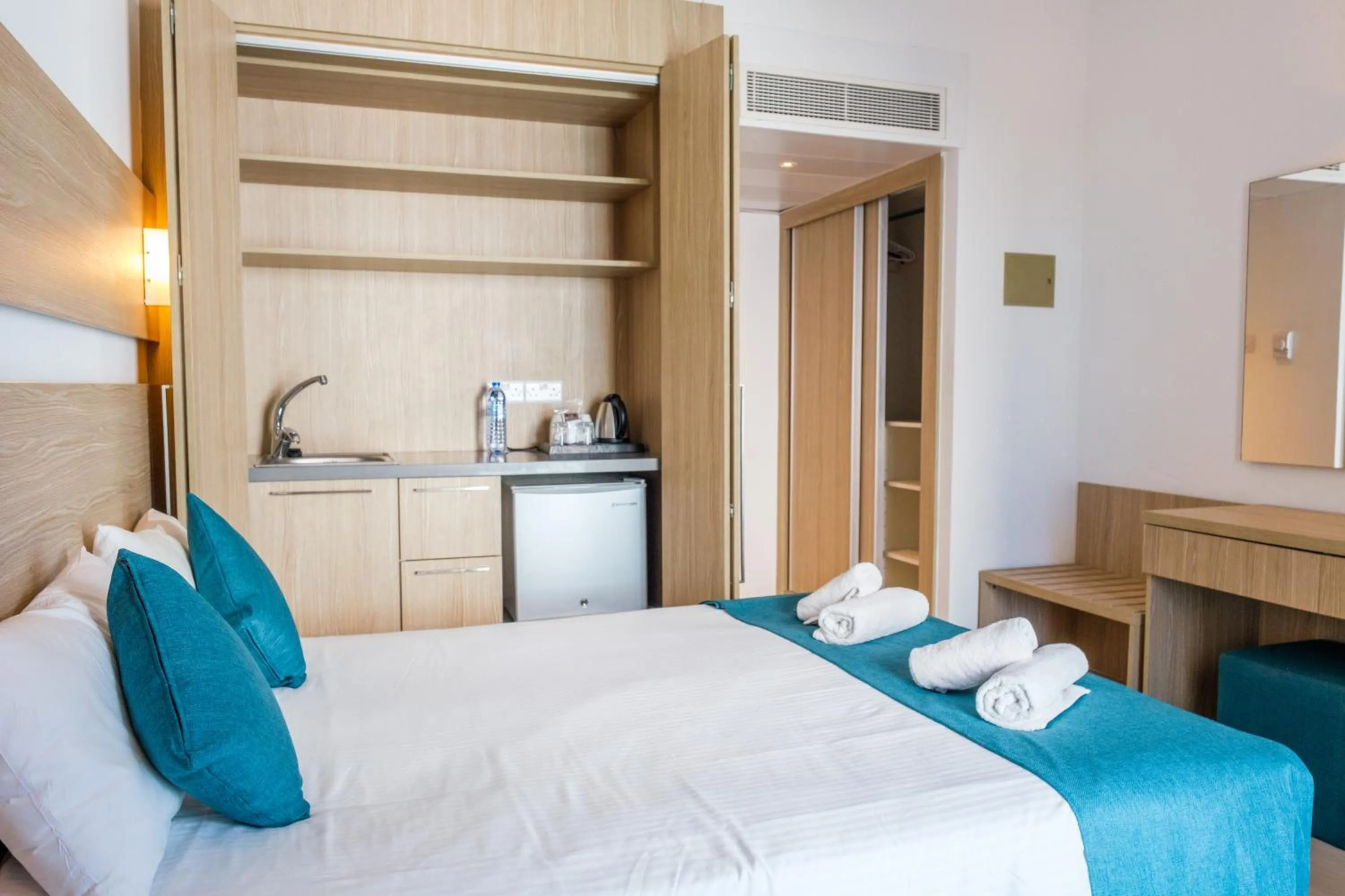 Bed in Kapetanios Bay Hotel Protaras