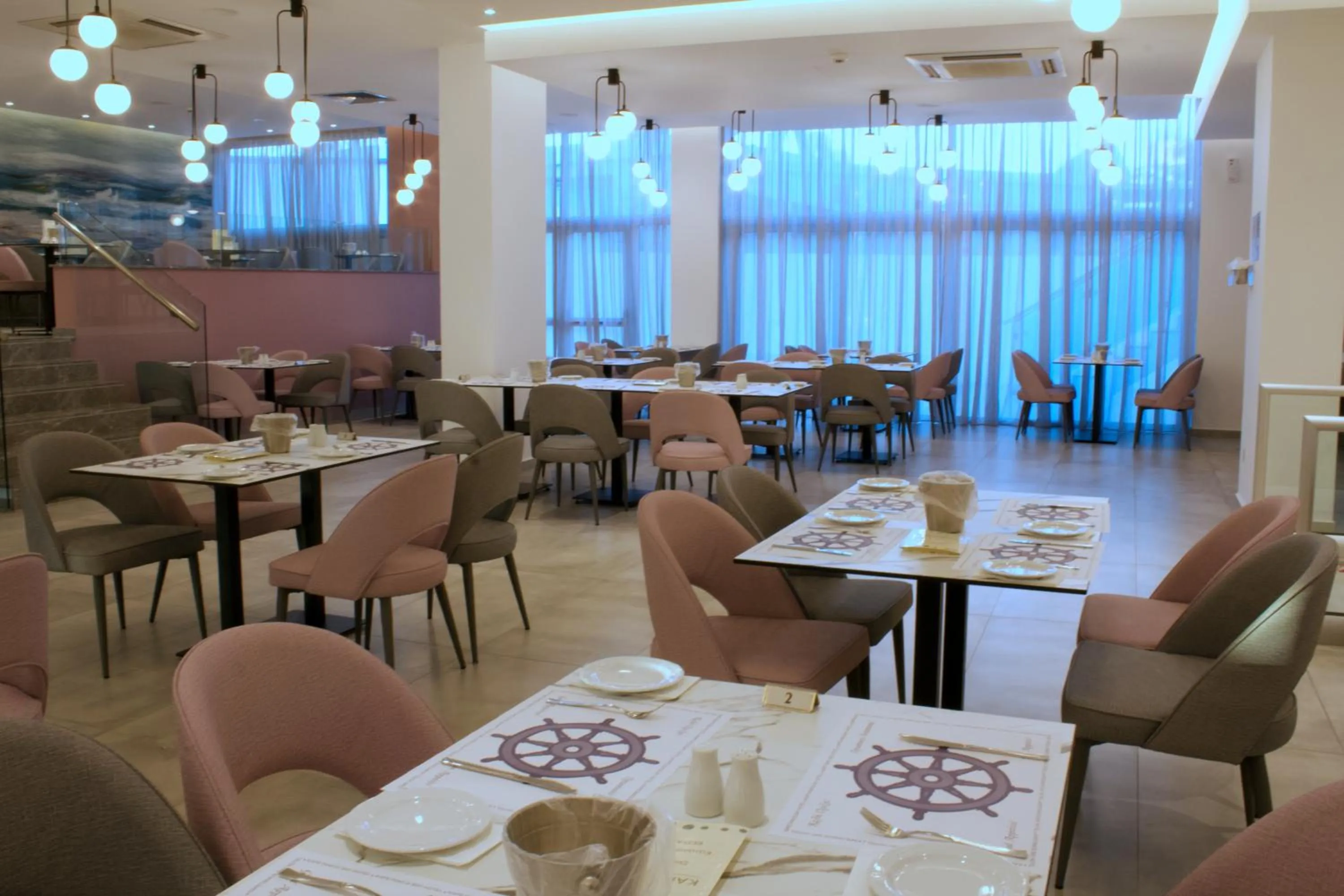 Restaurant/places to eat in Kapetanios Bay Hotel Protaras