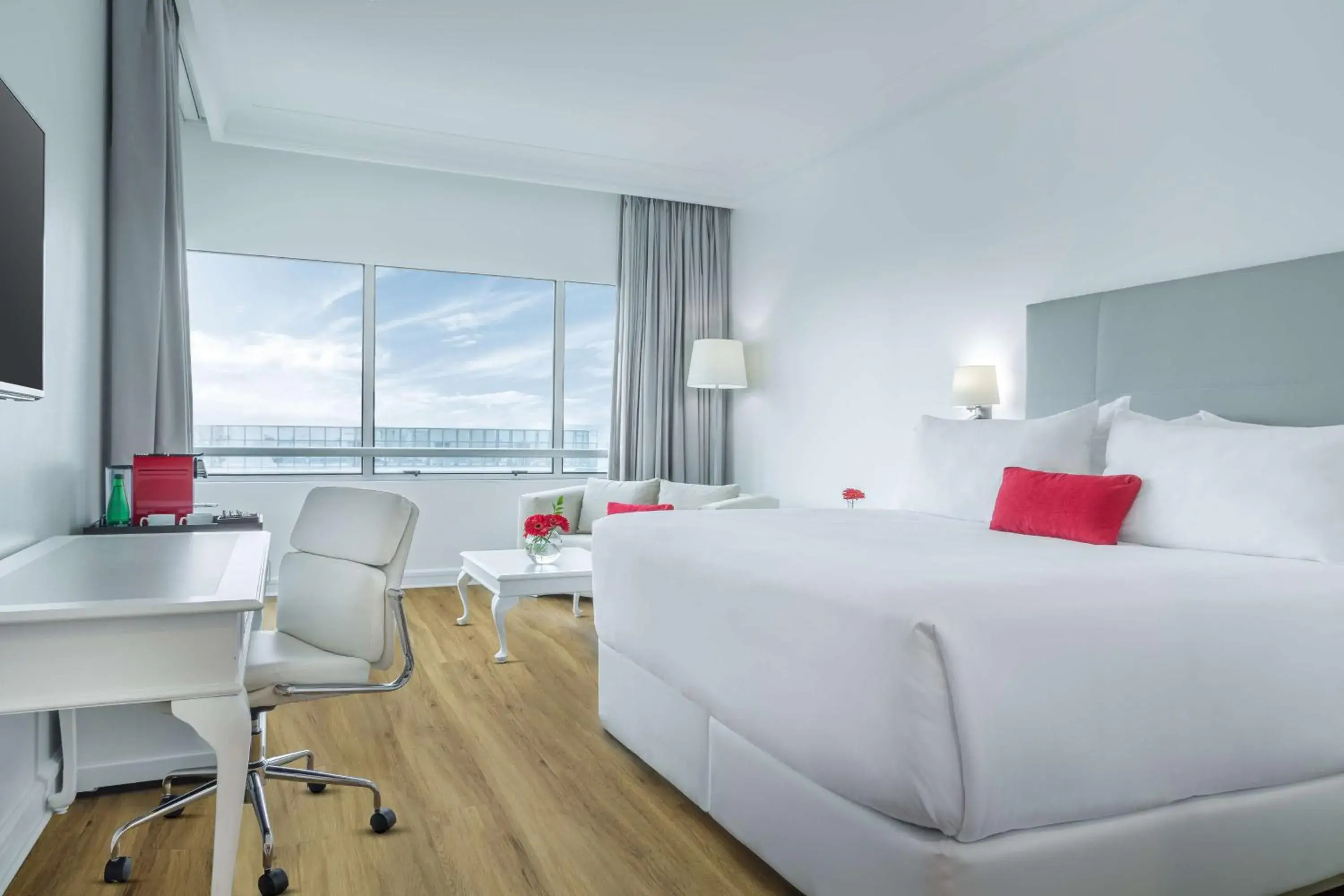 Superior Double or Twin Room with View with Extra Bed (2 Adults + 1 Child) in NH Collection Plaza Santiago Superior Double or Twin Room with View with Extra Bed (2 Adults + 1 Child) in NH Collection Plaza Santiago