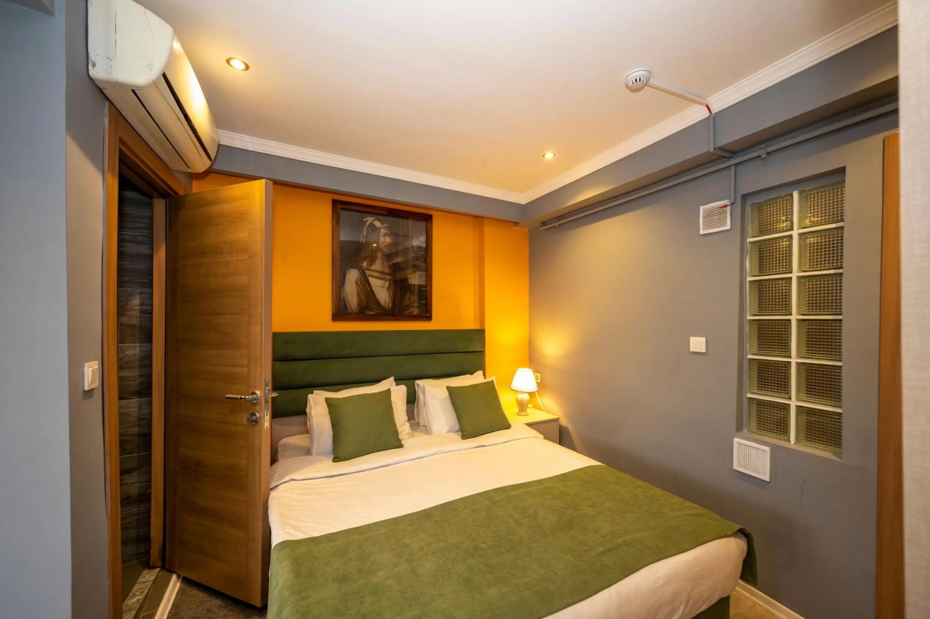 Bedroom, Bed in Marida Suit - Istanbul Taksim