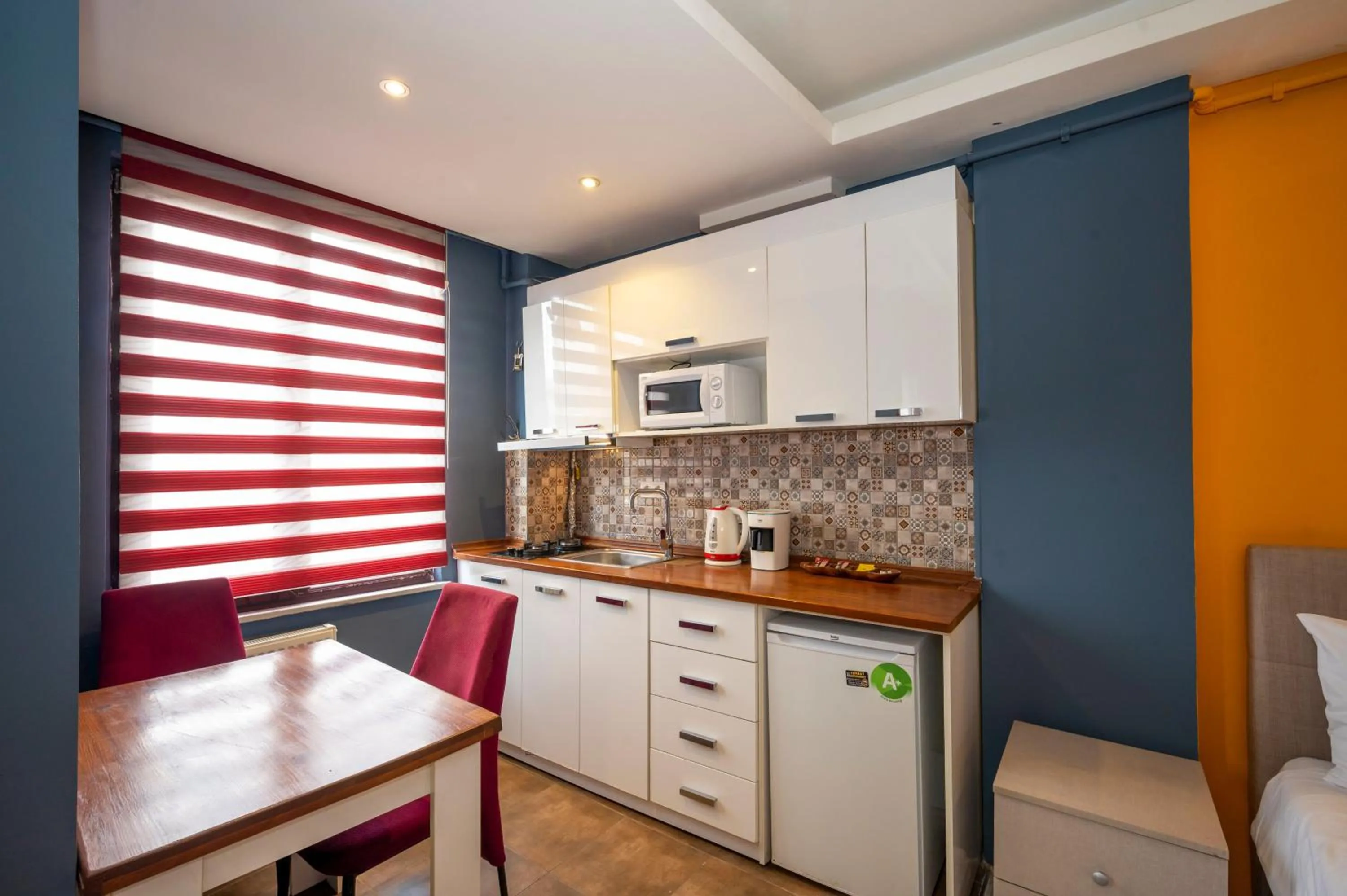 Kitchen or kitchenette in Marida Suit - Istanbul Taksim