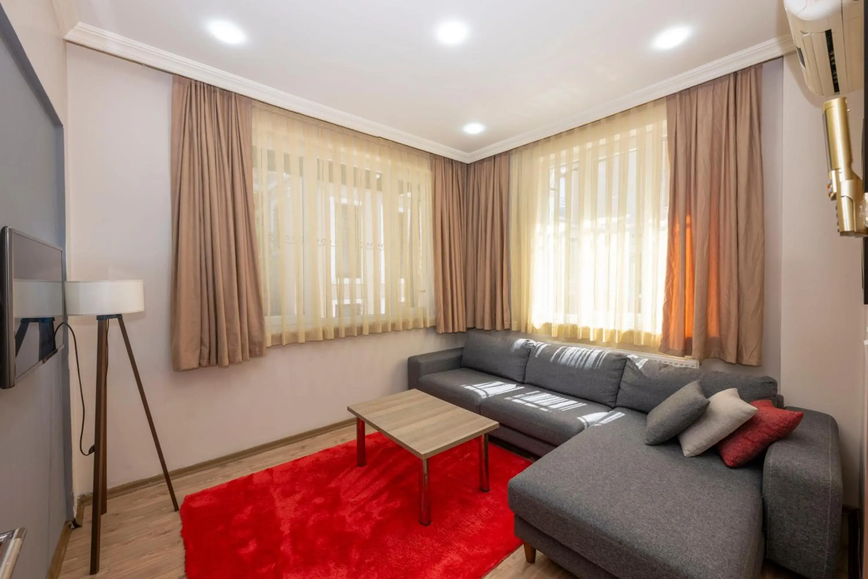 Triple Room - Disability Access in Marida Suit - Istanbul Taksim Triple Room - Disability Access in Marida Suit - Istanbul Taksim